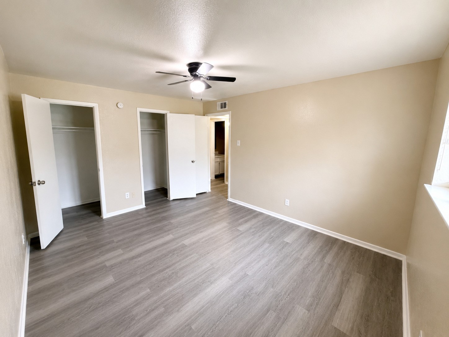 7301 Jensen 10 Property Photo 4