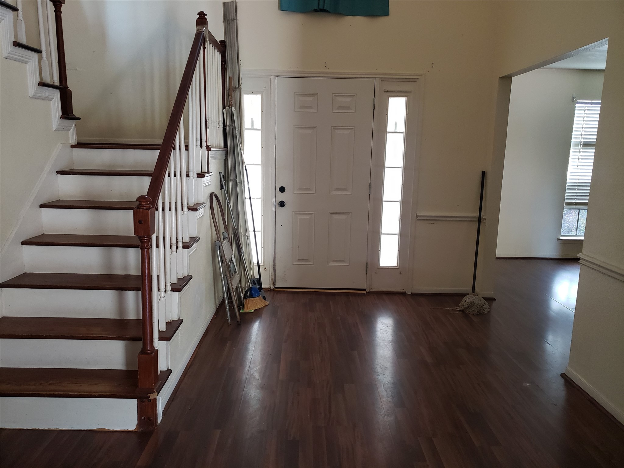 9903 Arrowgrass Drive Property Photo 4