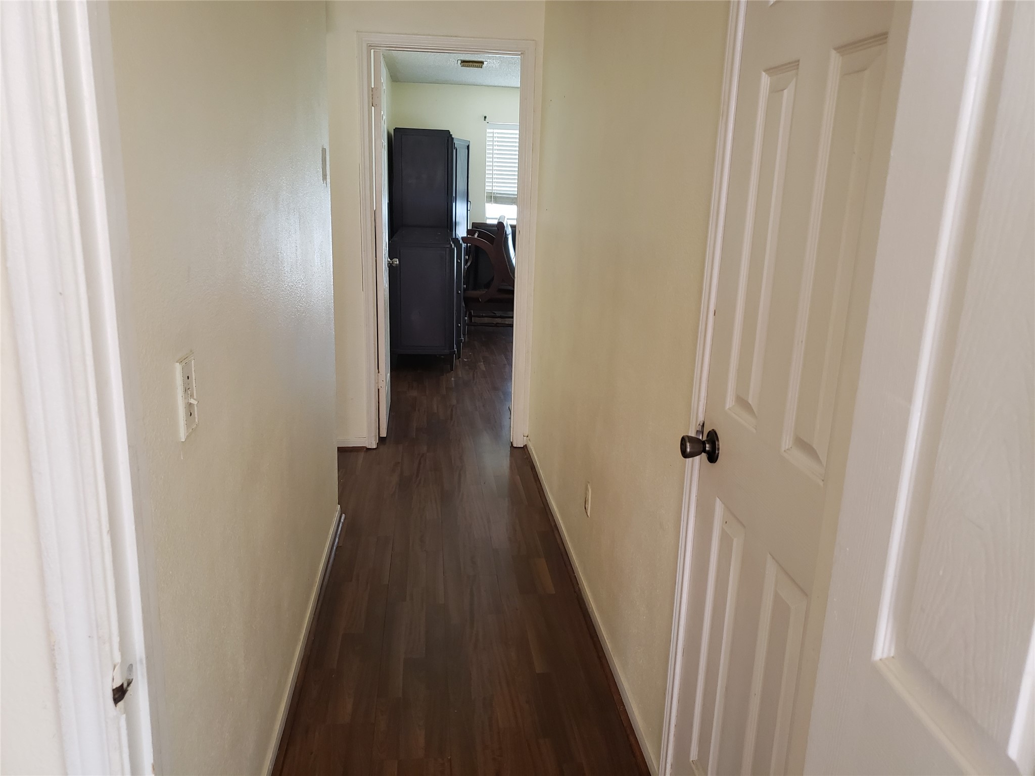 9903 Arrowgrass Drive Property Photo 8