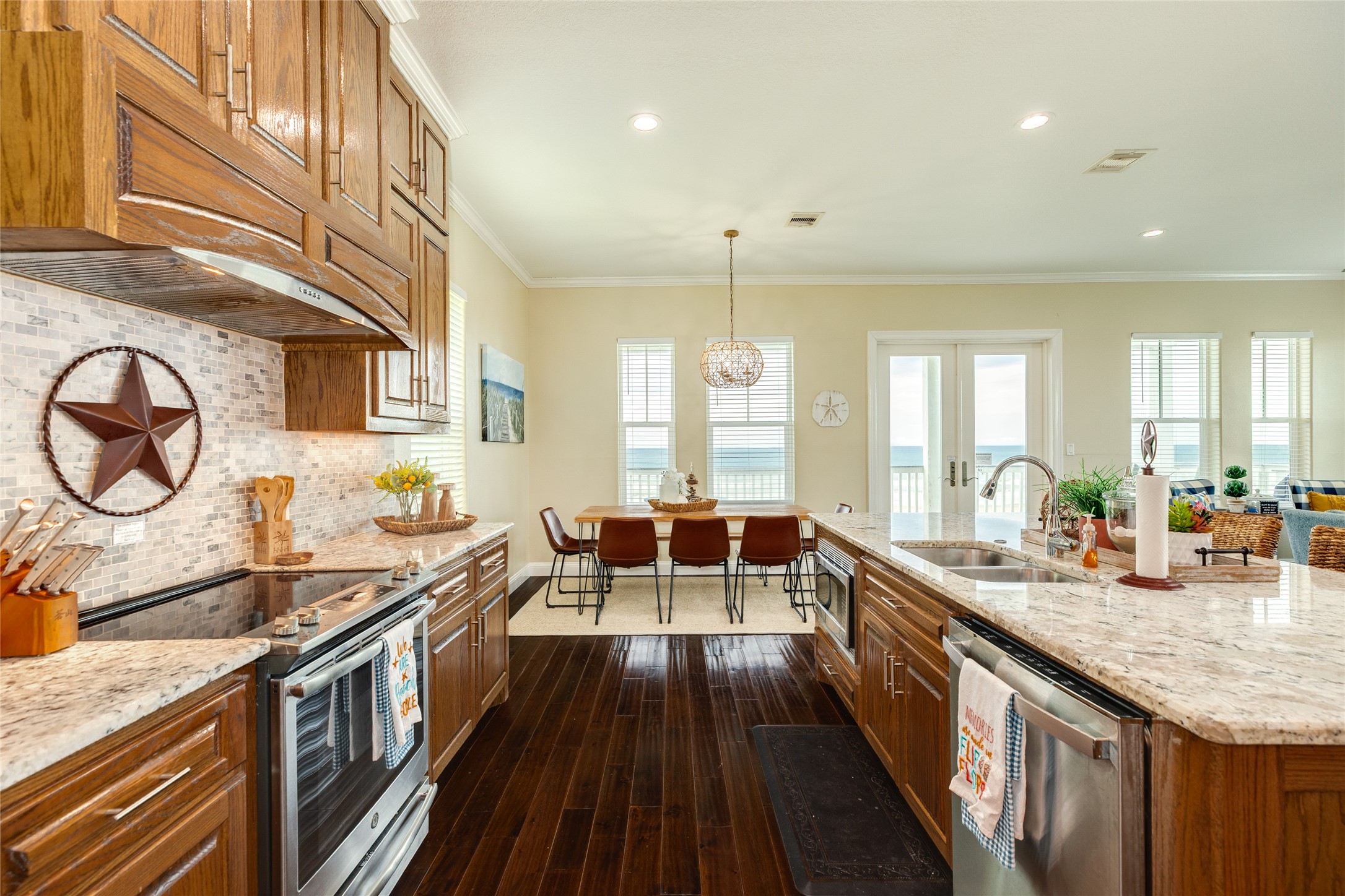 12035 Sand Dollar Beach Drive Property Photo 9