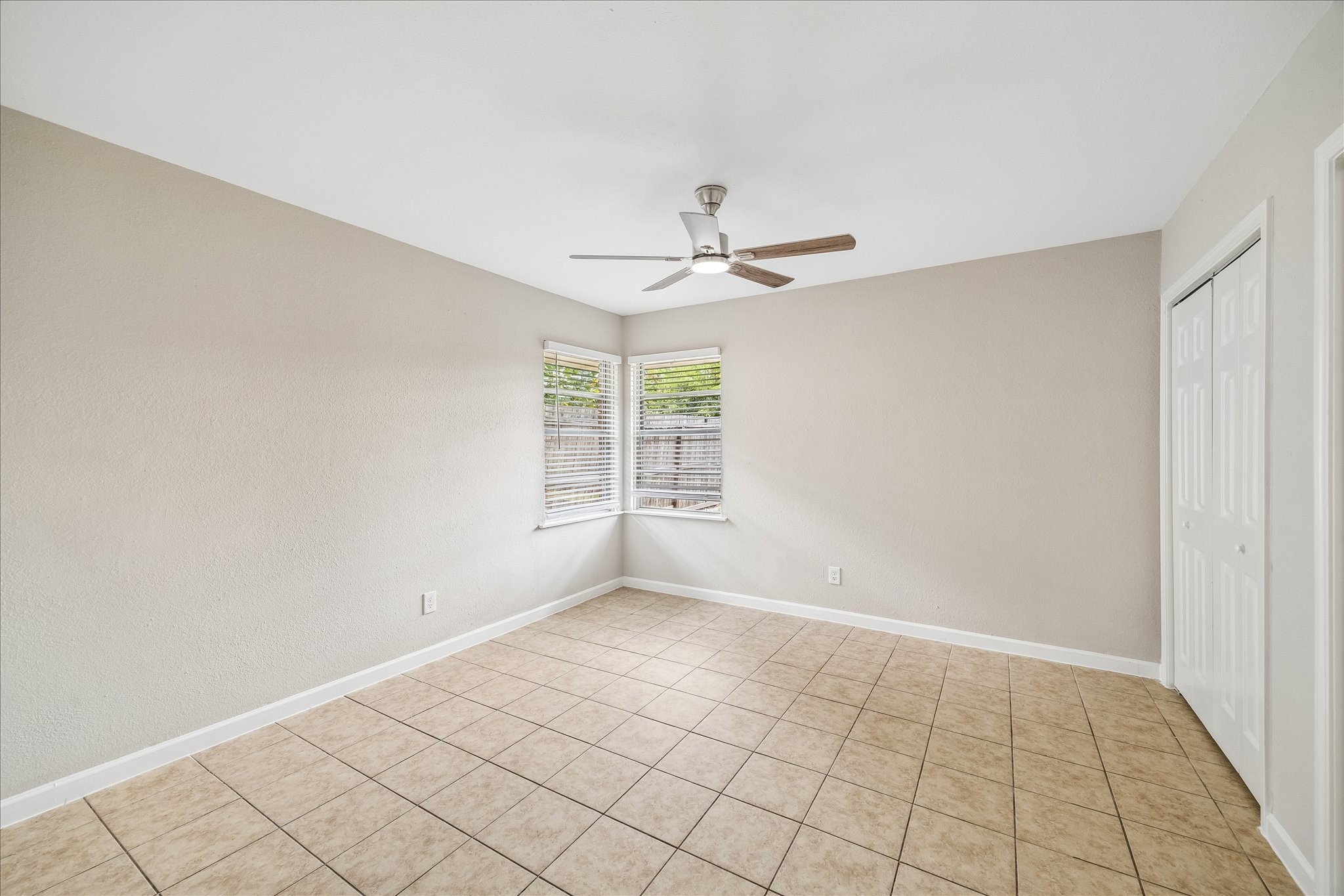 626 Sulphur Street Property Photo 7