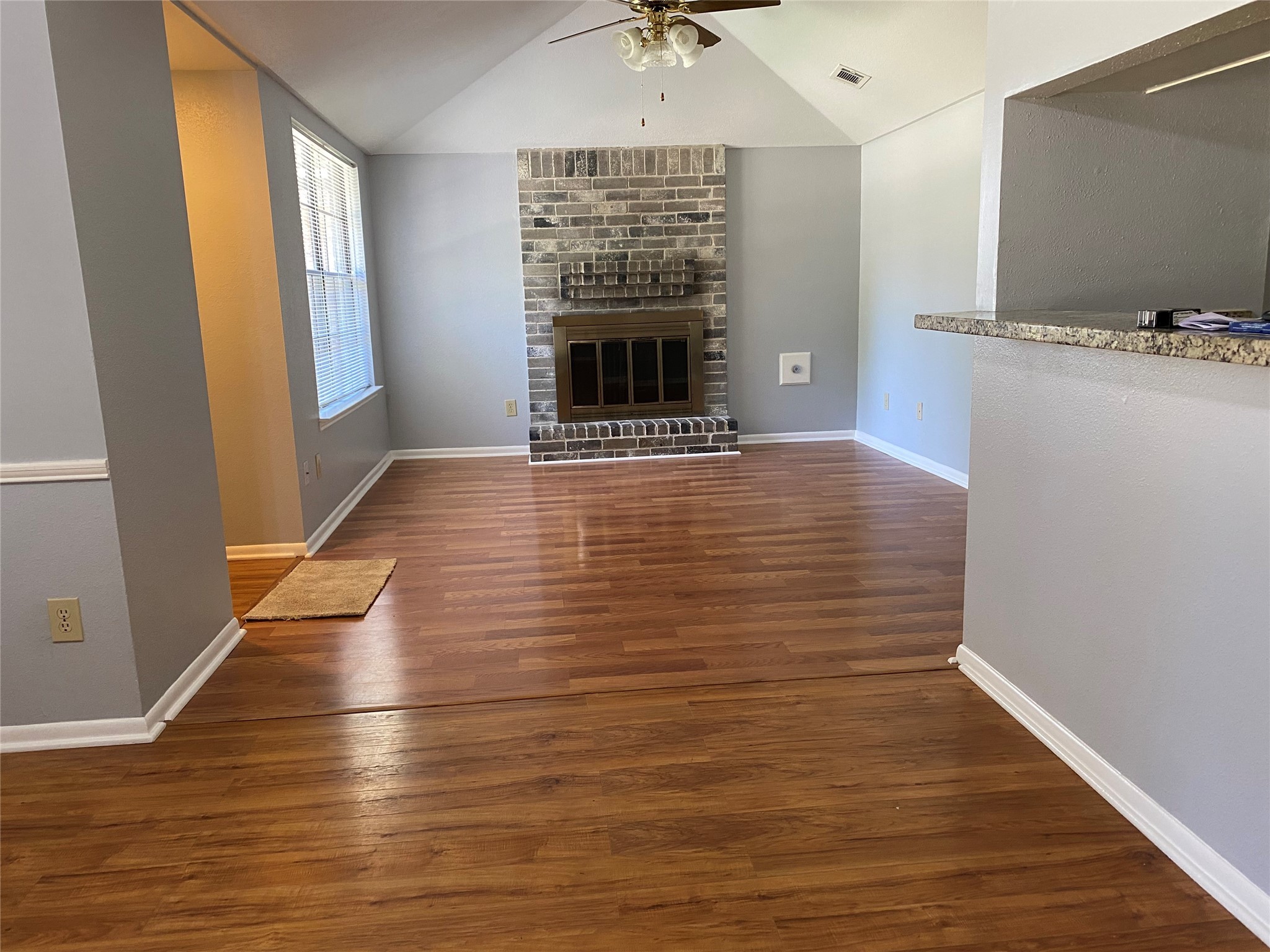 2714 Sherwood Hollow Lane Property Photo 3