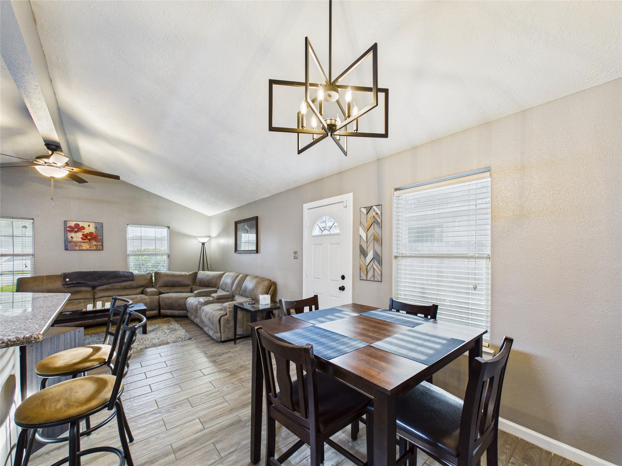 9022 Barracuda Drive Property Photo 8