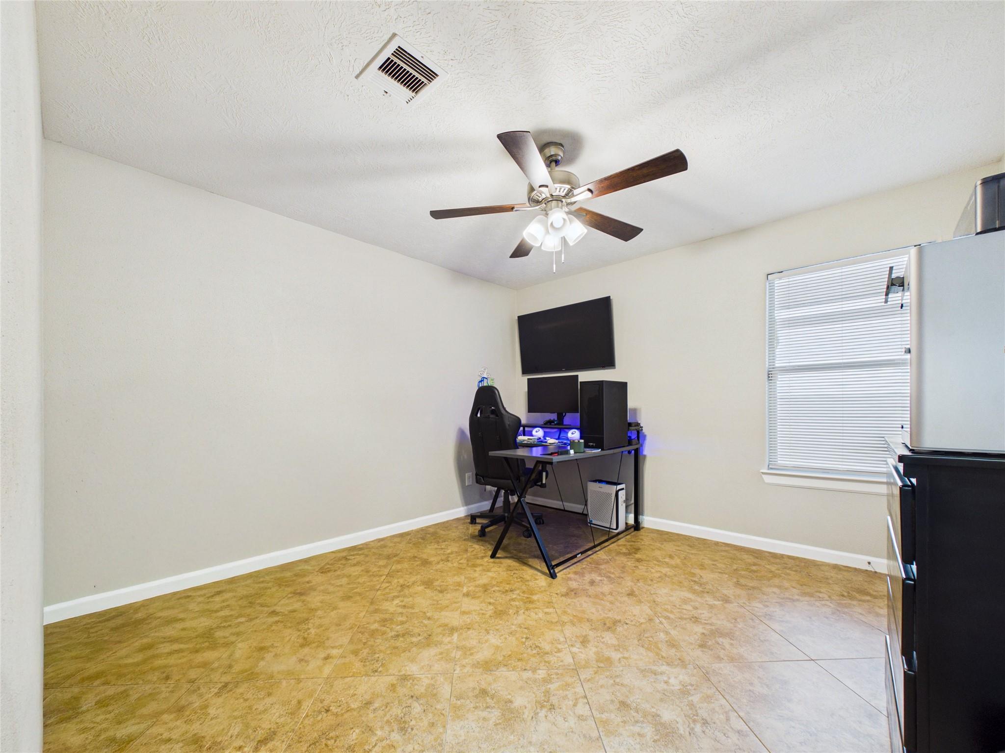 9022 Barracuda Drive Property Photo 16