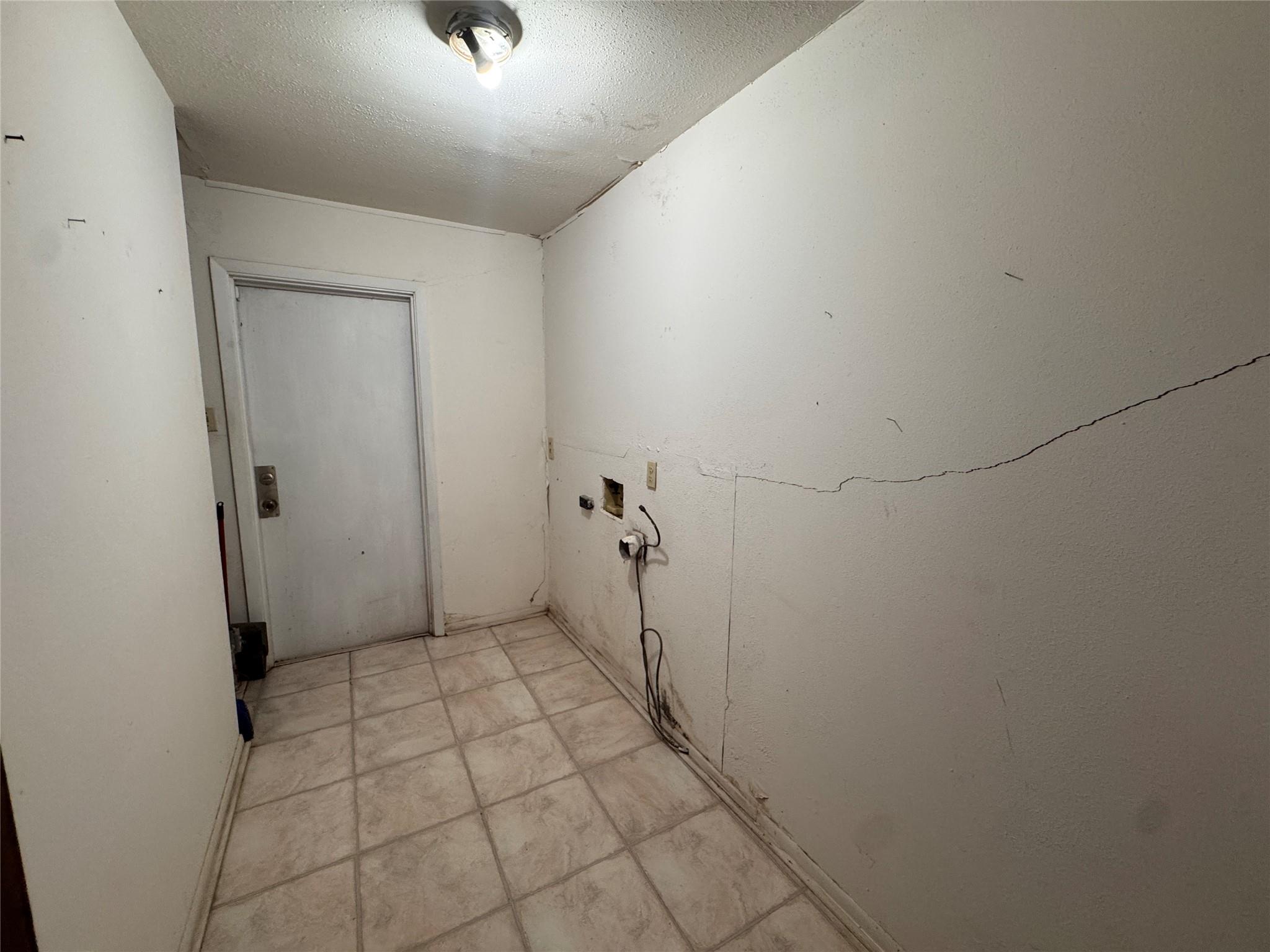 5542 Cheena Drive, Houston Tx 77096 Property Photo 17