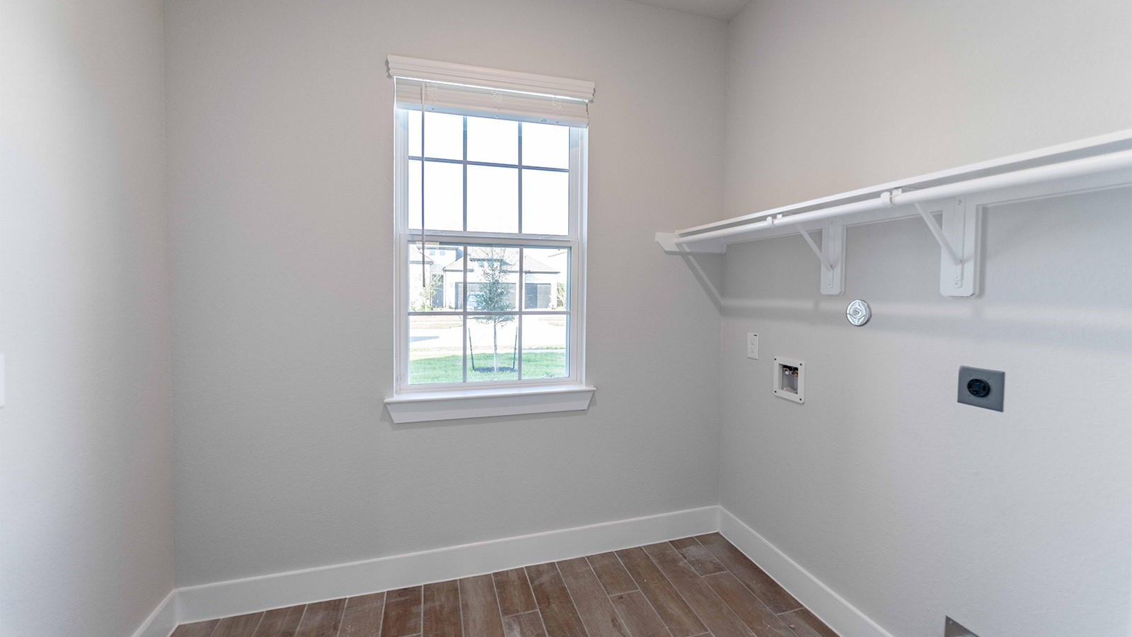 2368 Seaglass Terrace Drive Property Photo 14