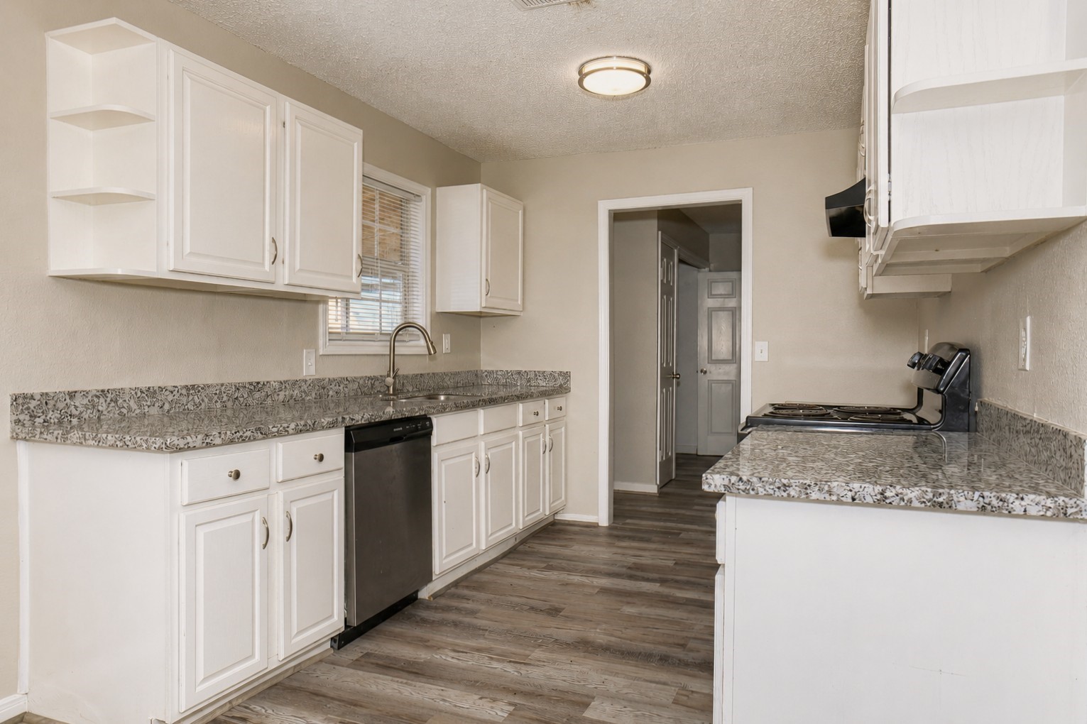 1117 County Road 515 Property Photo 5