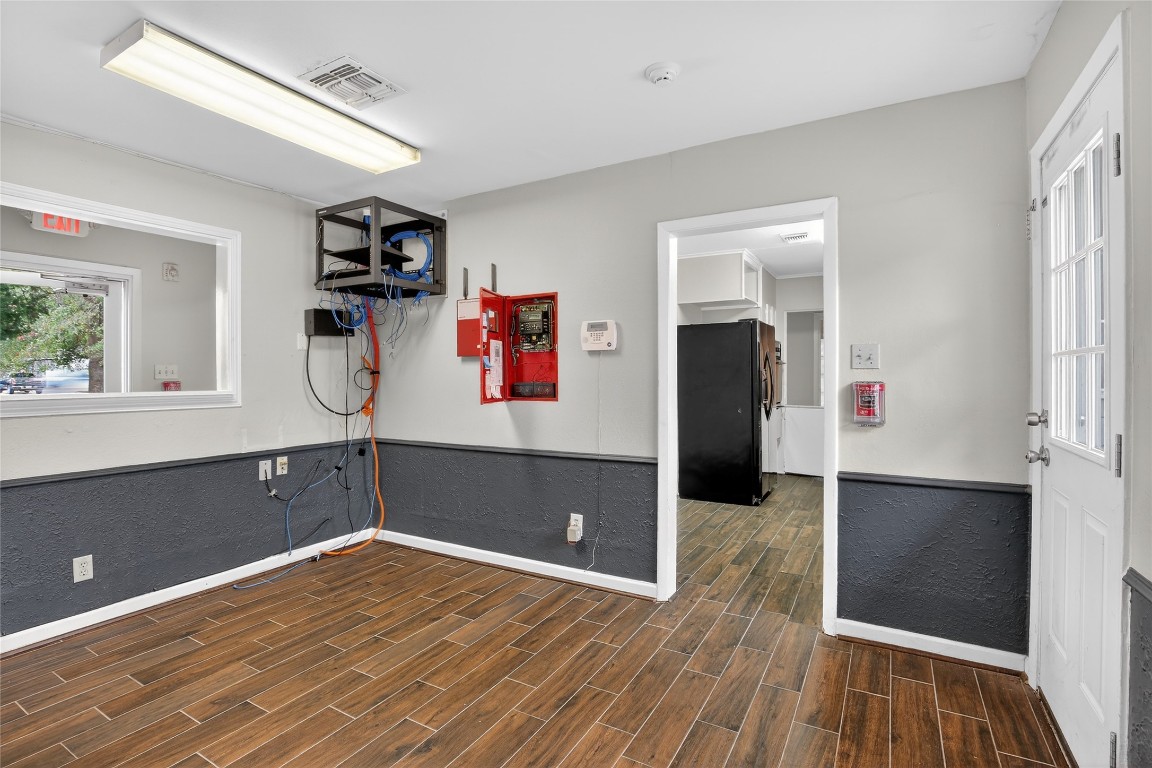5109 E 5th Street Property Photo 14