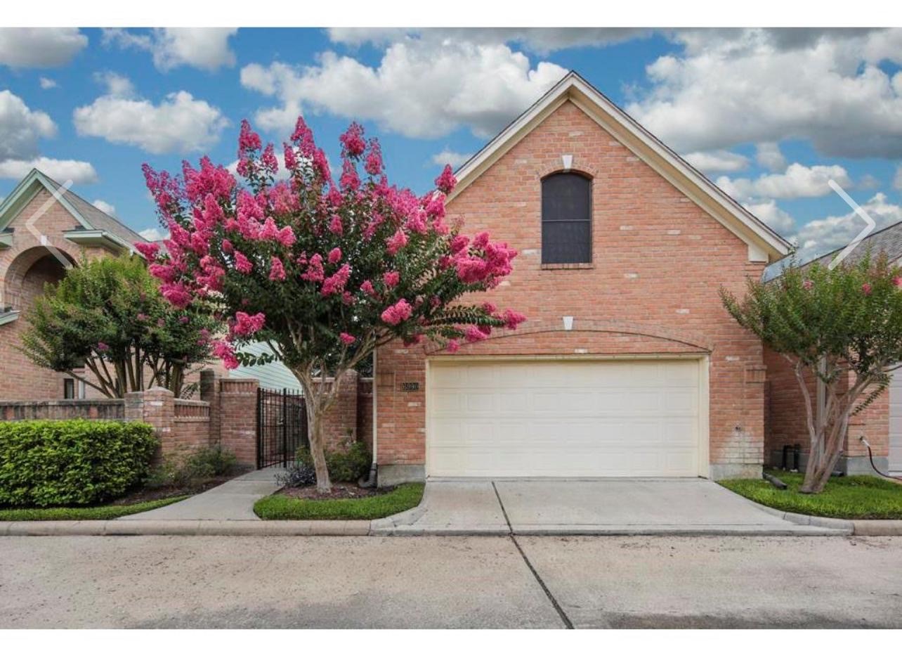 6990 Oakwood Park Property Photo 1