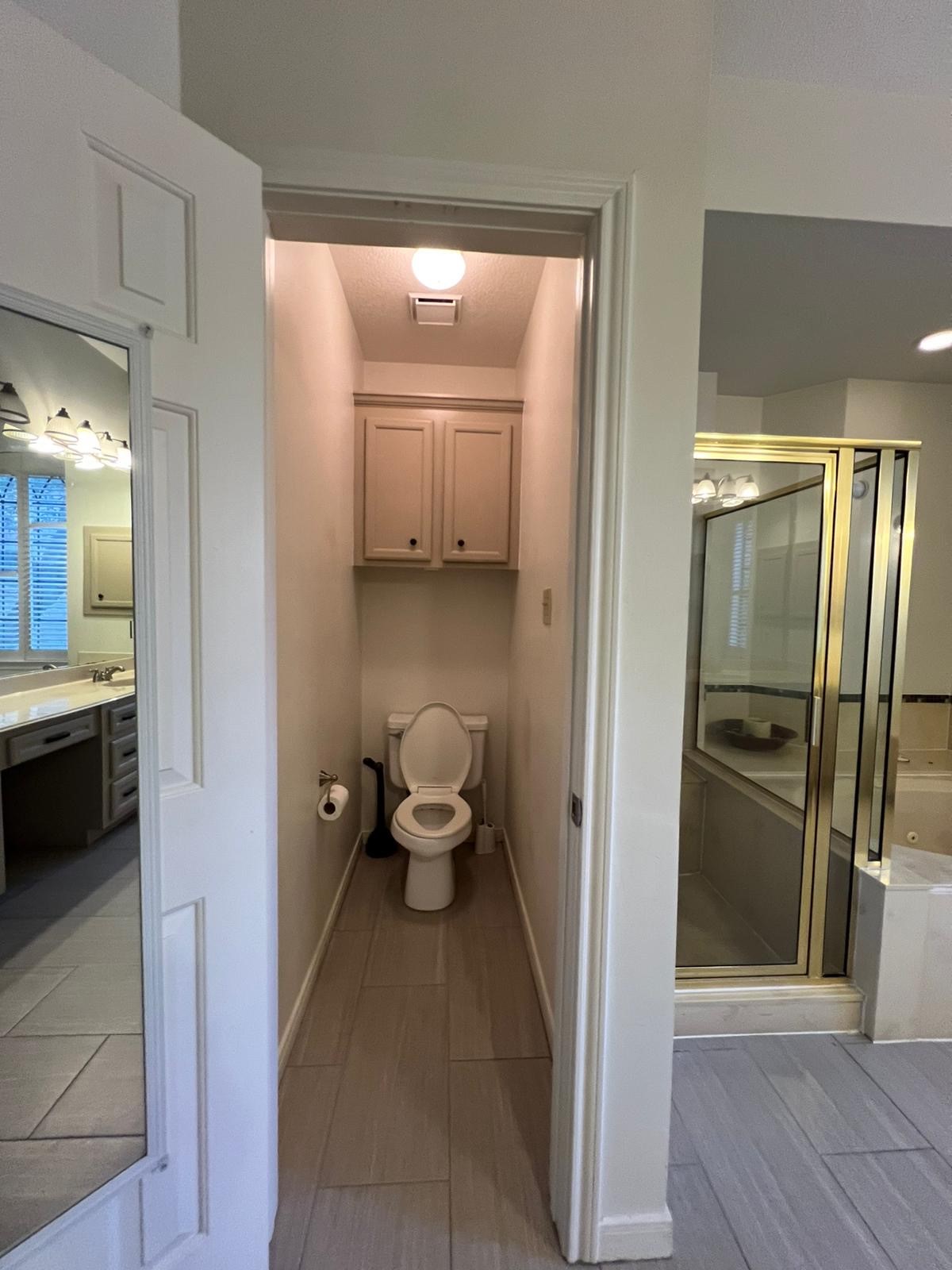 6990 Oakwood Park Property Photo 13