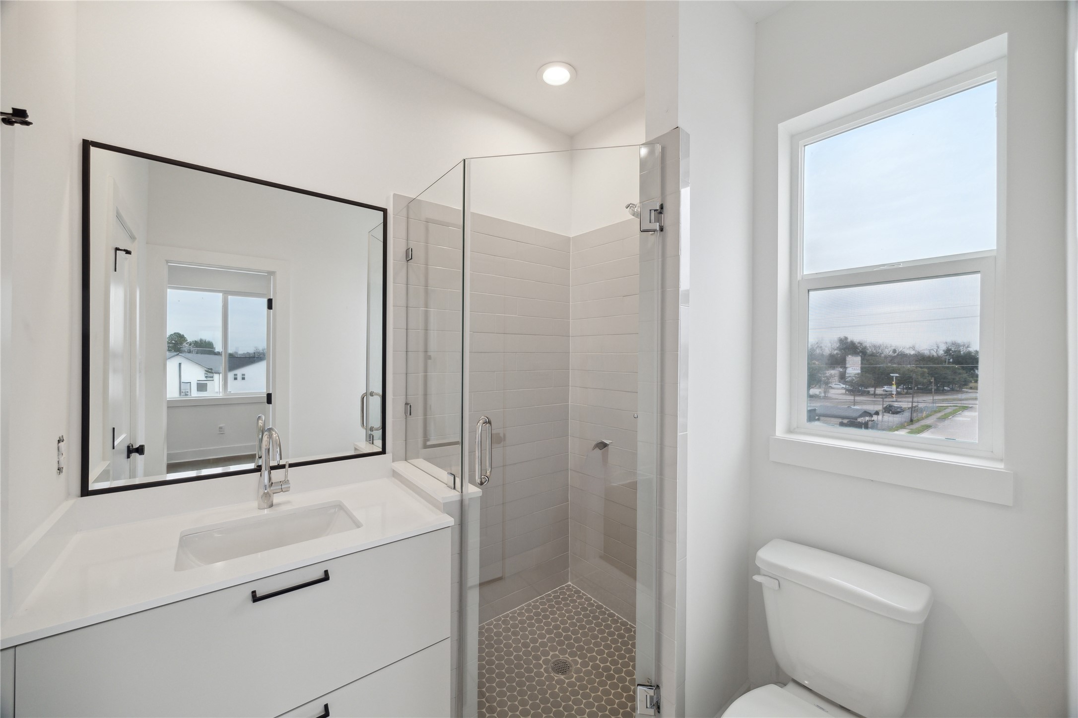 303 Marcella Street H Property Photo 6