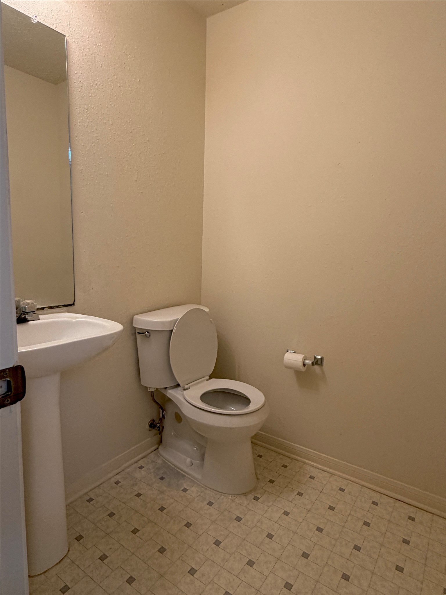 8922 Benning Drive Property Photo 8
