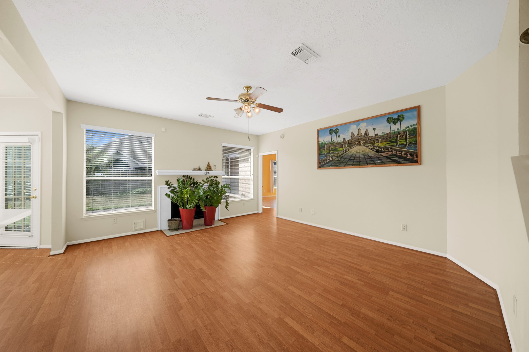 10723 Oak Acres Drive Property Photo 8