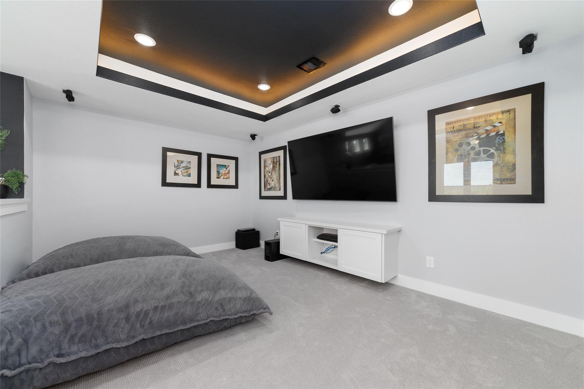 13702 Martingale Pointe Drive Property Photo 34