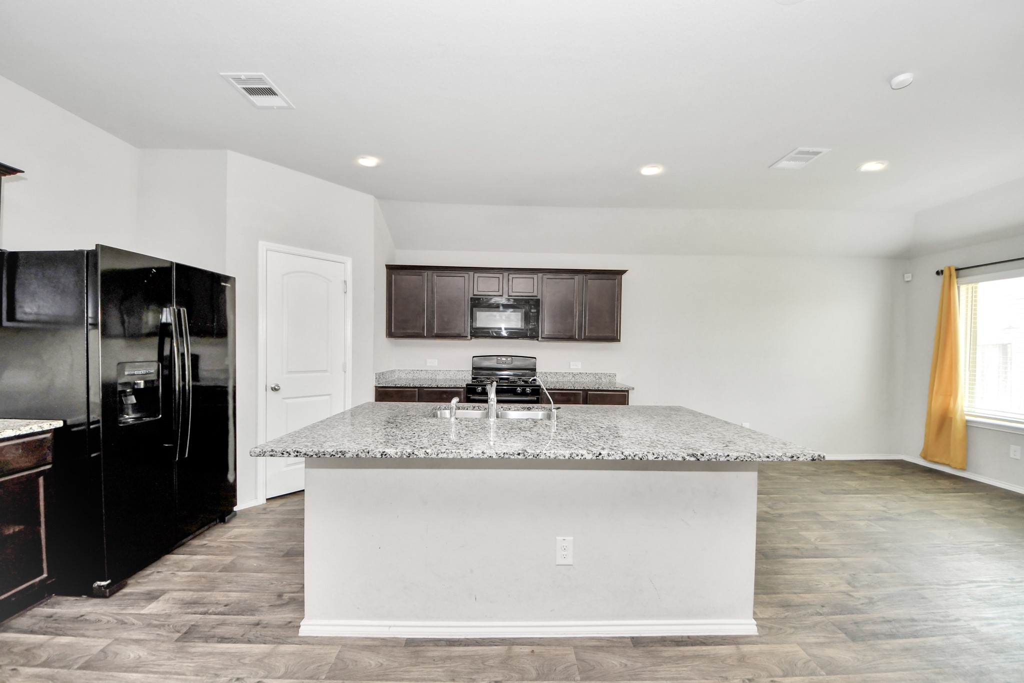 23431 Harrow Field Lane Property Photo 10