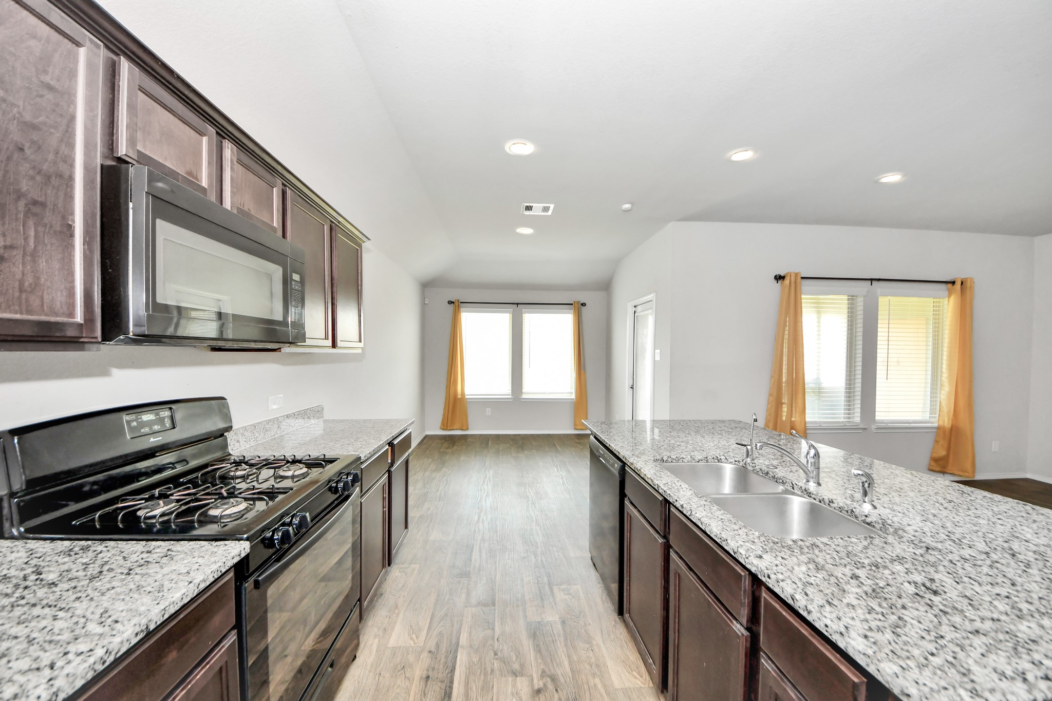 23431 Harrow Field Lane Property Photo 13
