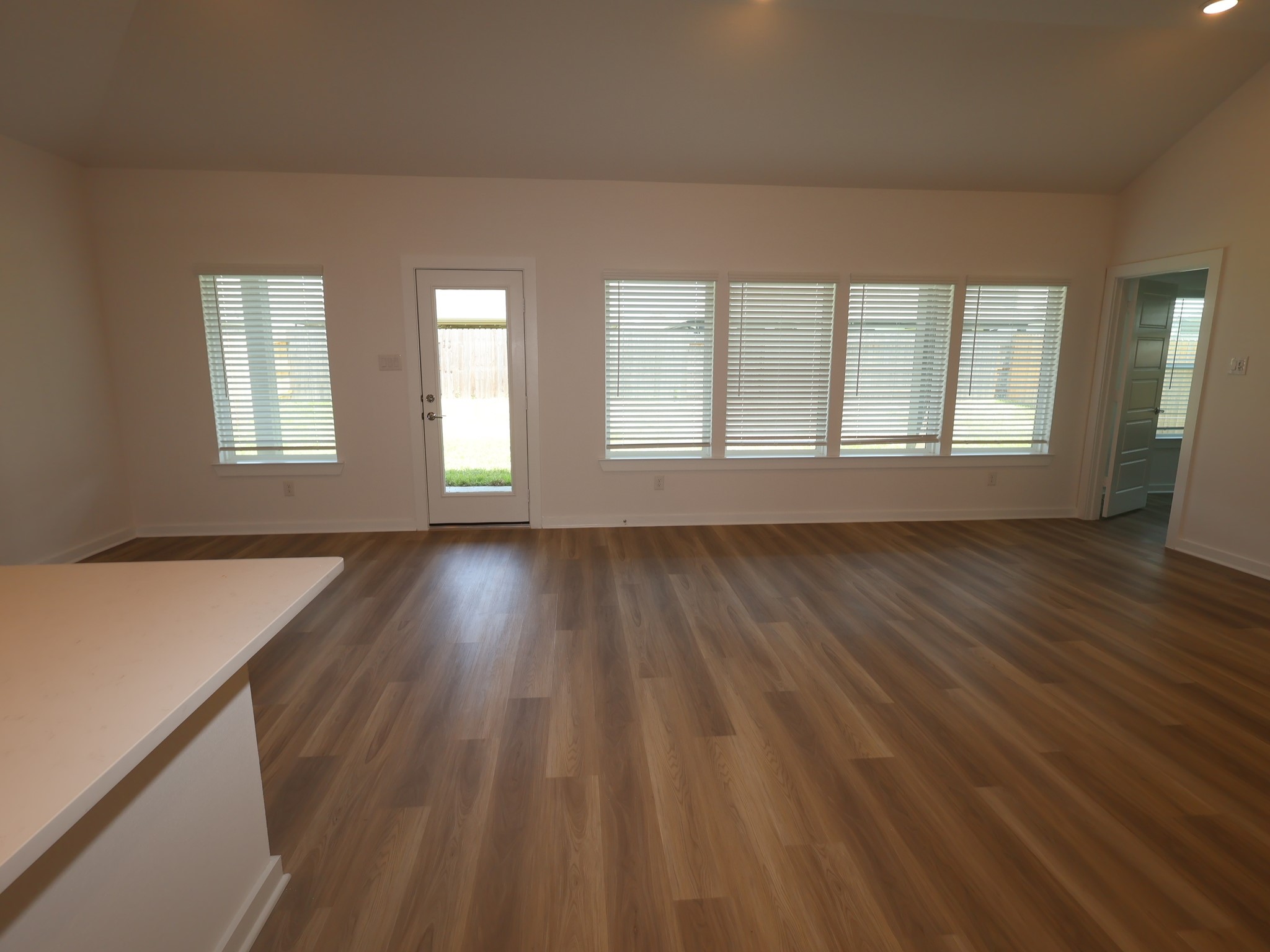 5807 Blazing Light Lane Property Photo 8