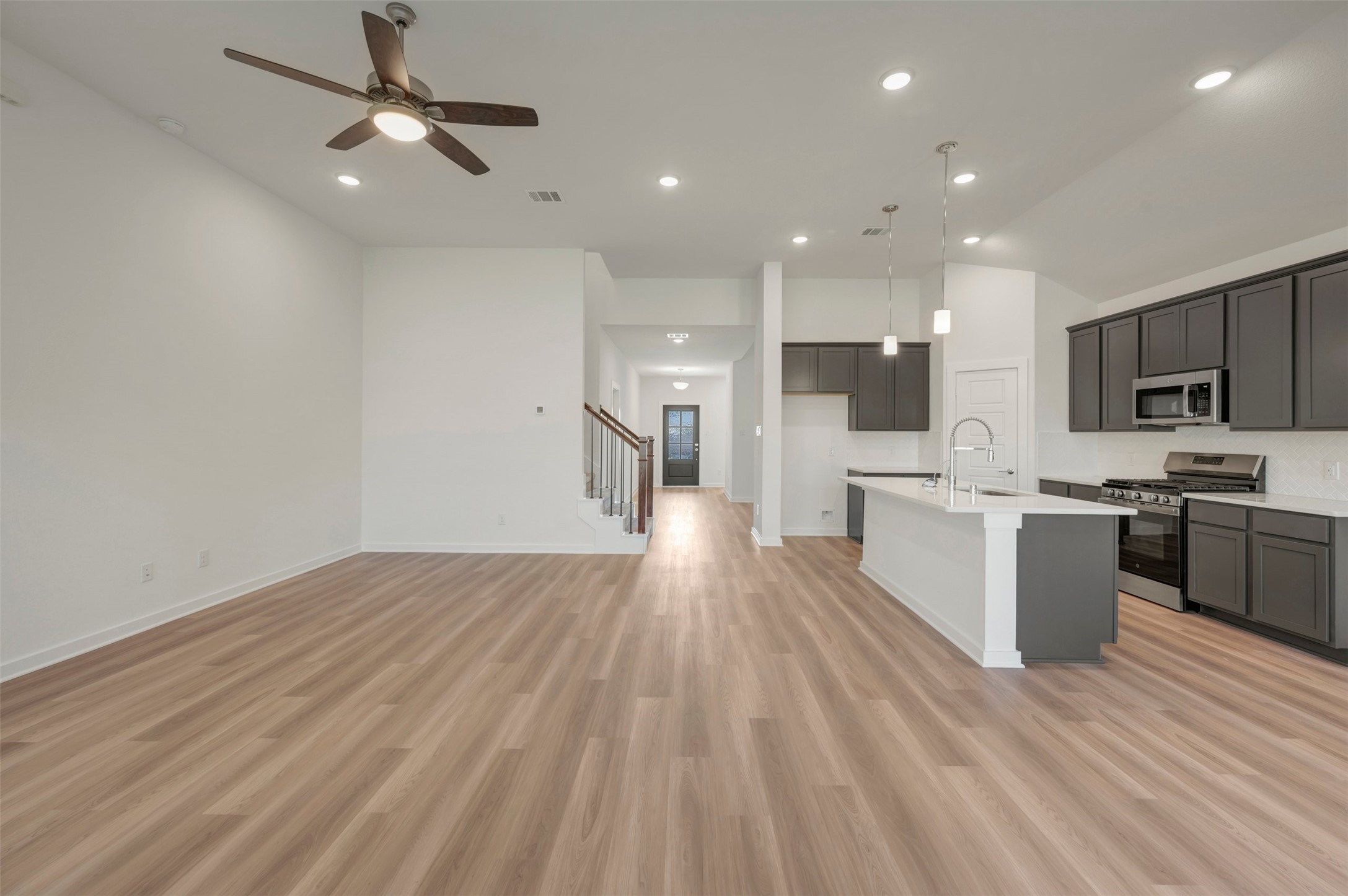 5807 Blazing Light Lane Property Photo 12