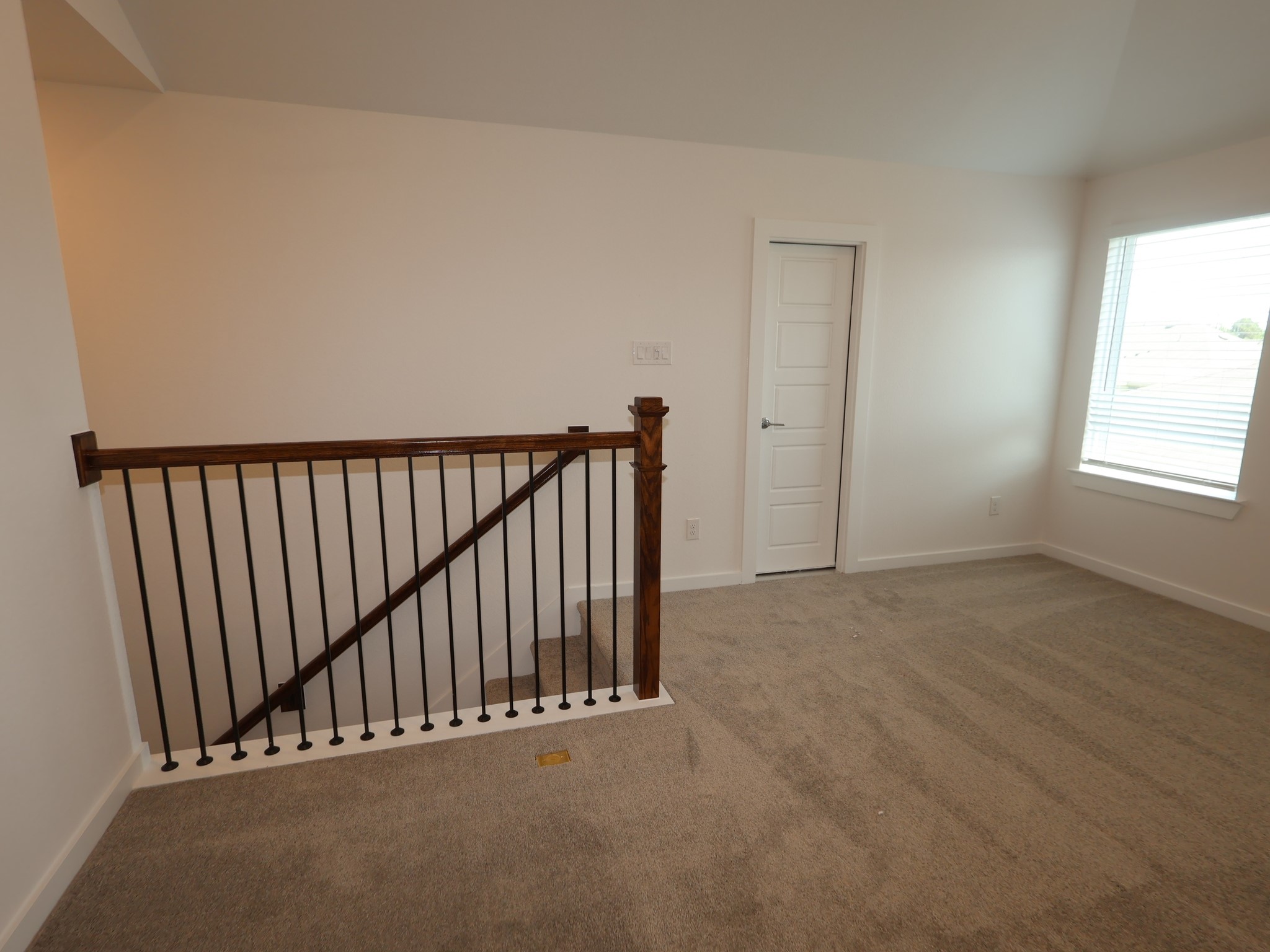 5807 Blazing Light Lane Property Photo 13