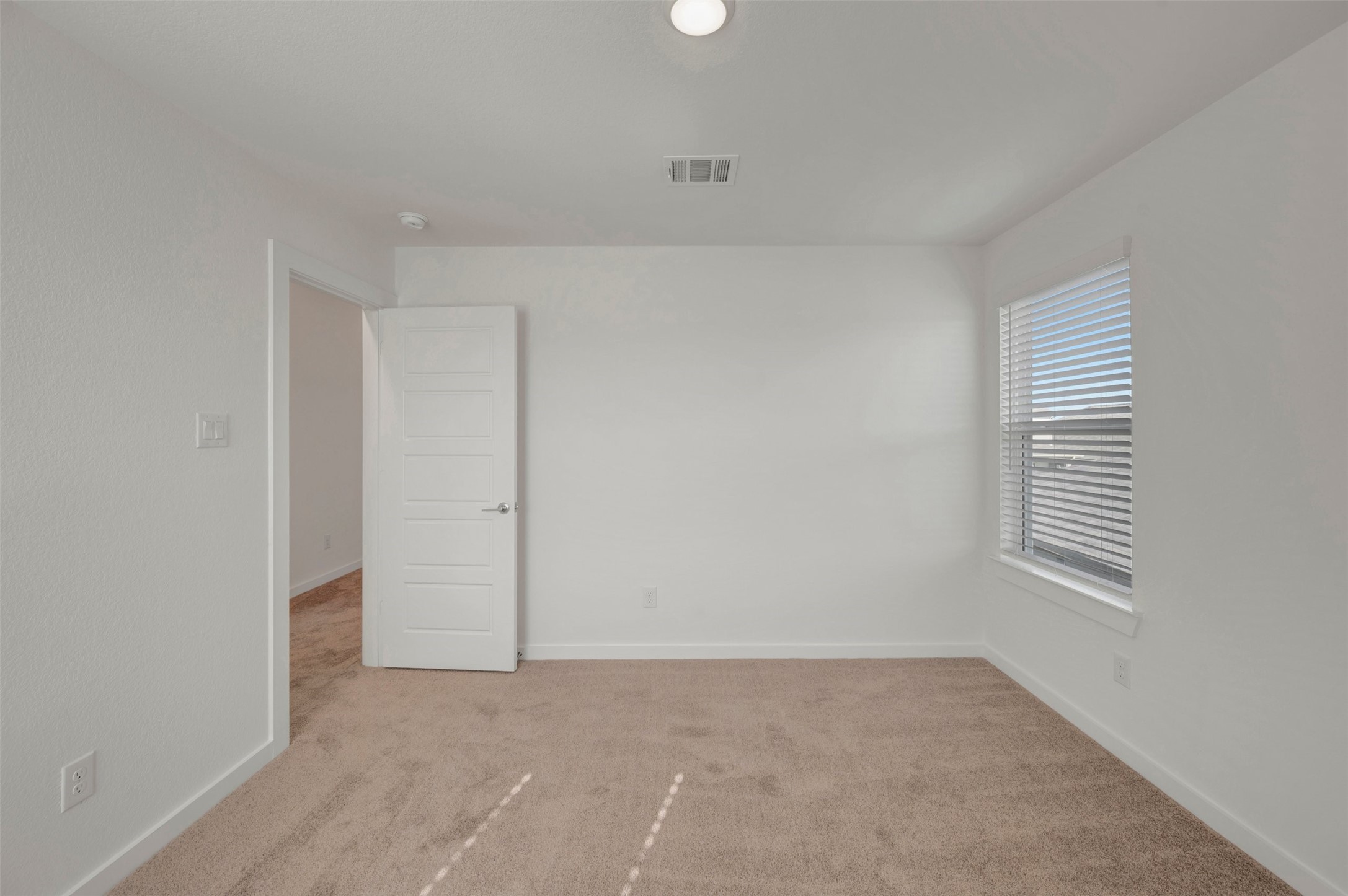 5807 Blazing Light Lane Property Photo 24