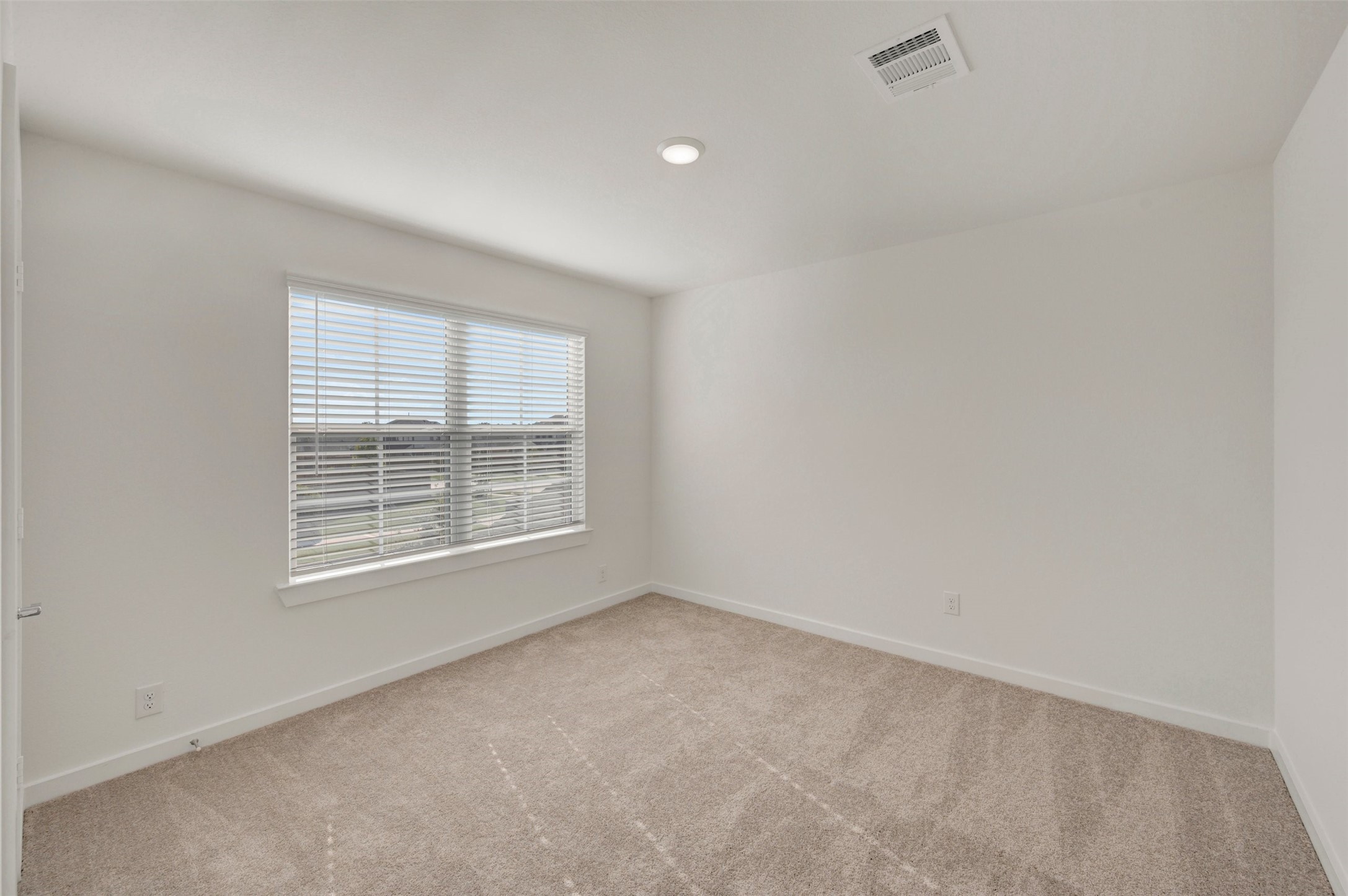 5807 Blazing Light Lane Property Photo 27