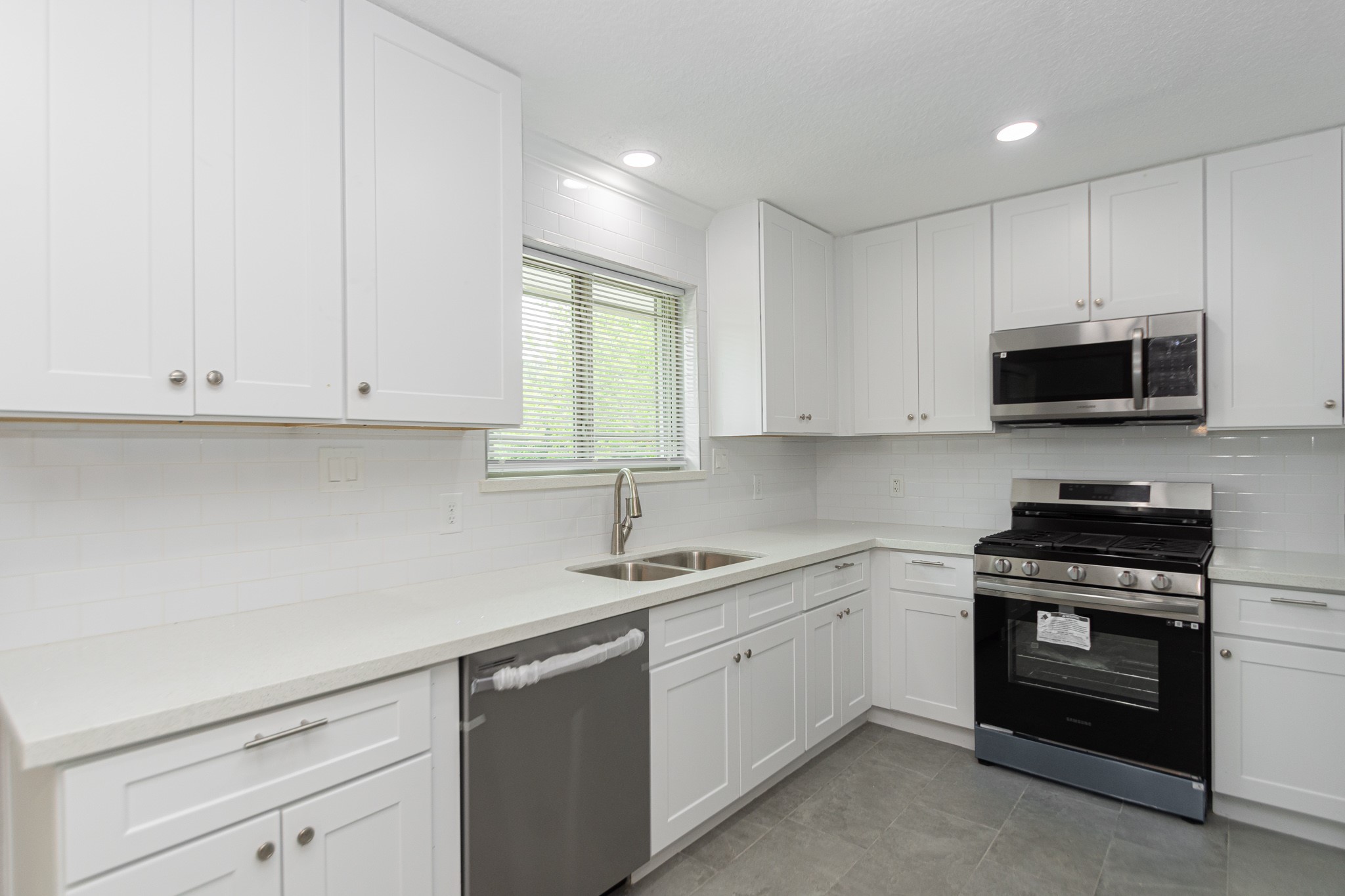 606 Scenic Drive Property Photo 17