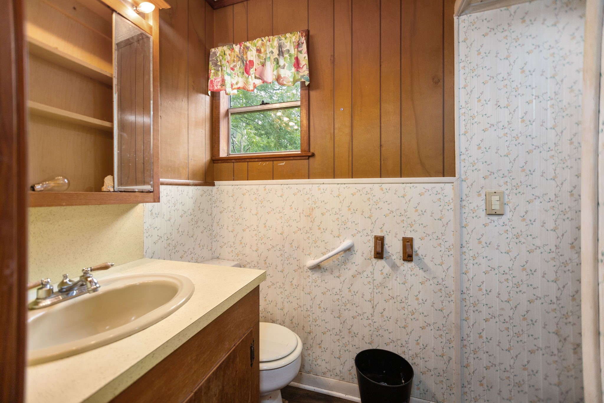 423 Pouland Street Property Photo 14