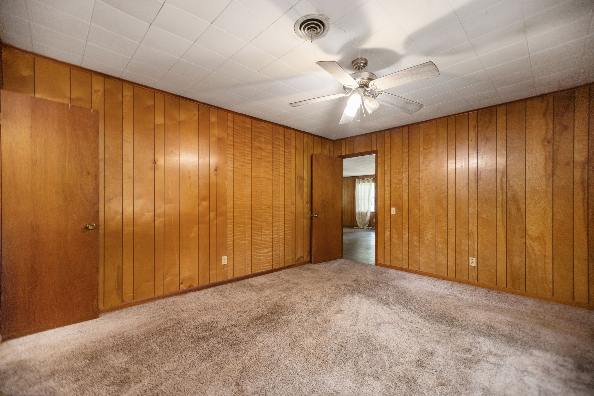 423 Pouland Street Property Photo 24
