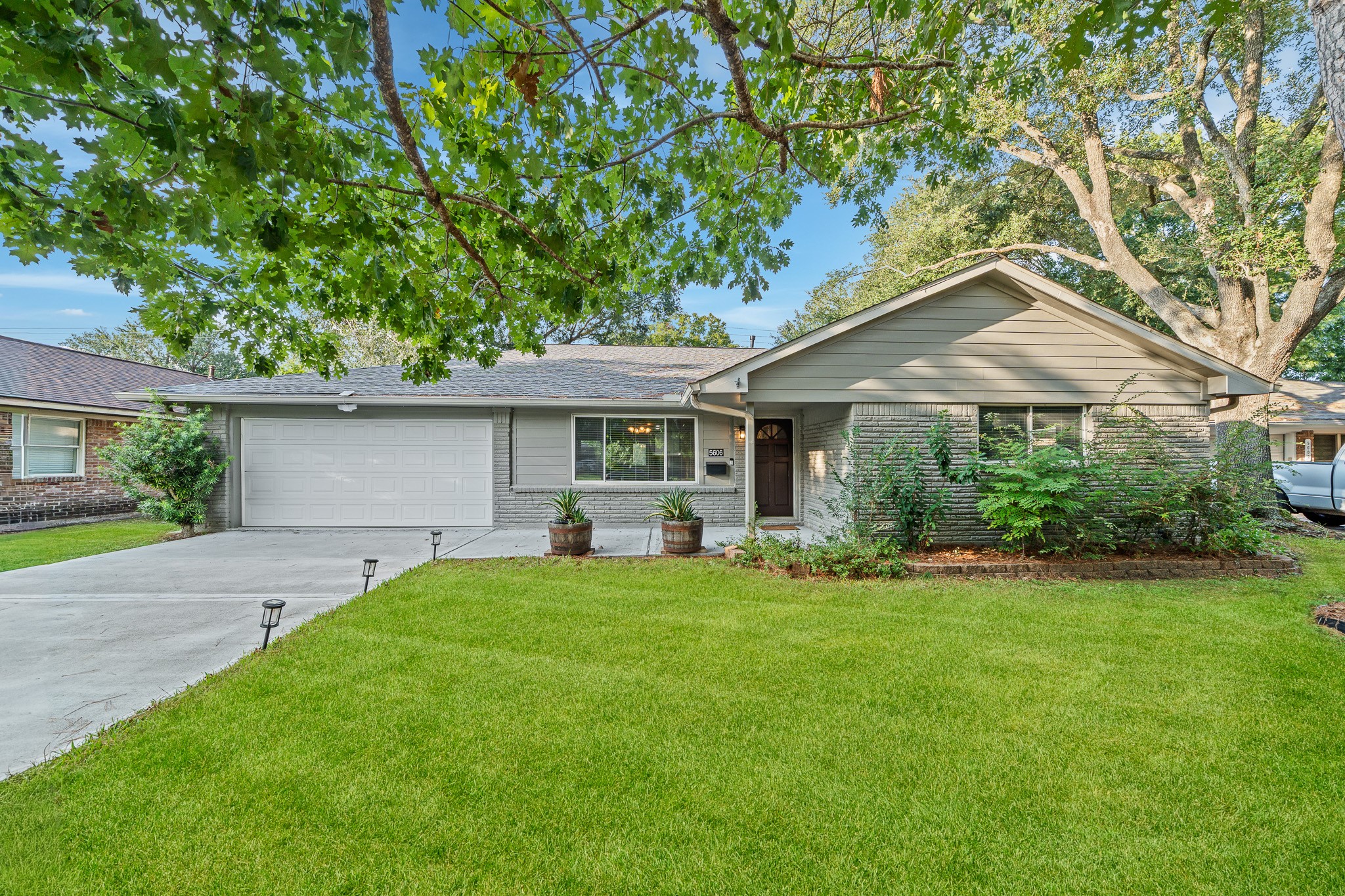 5606 Warm Springs Road Property Photo 1