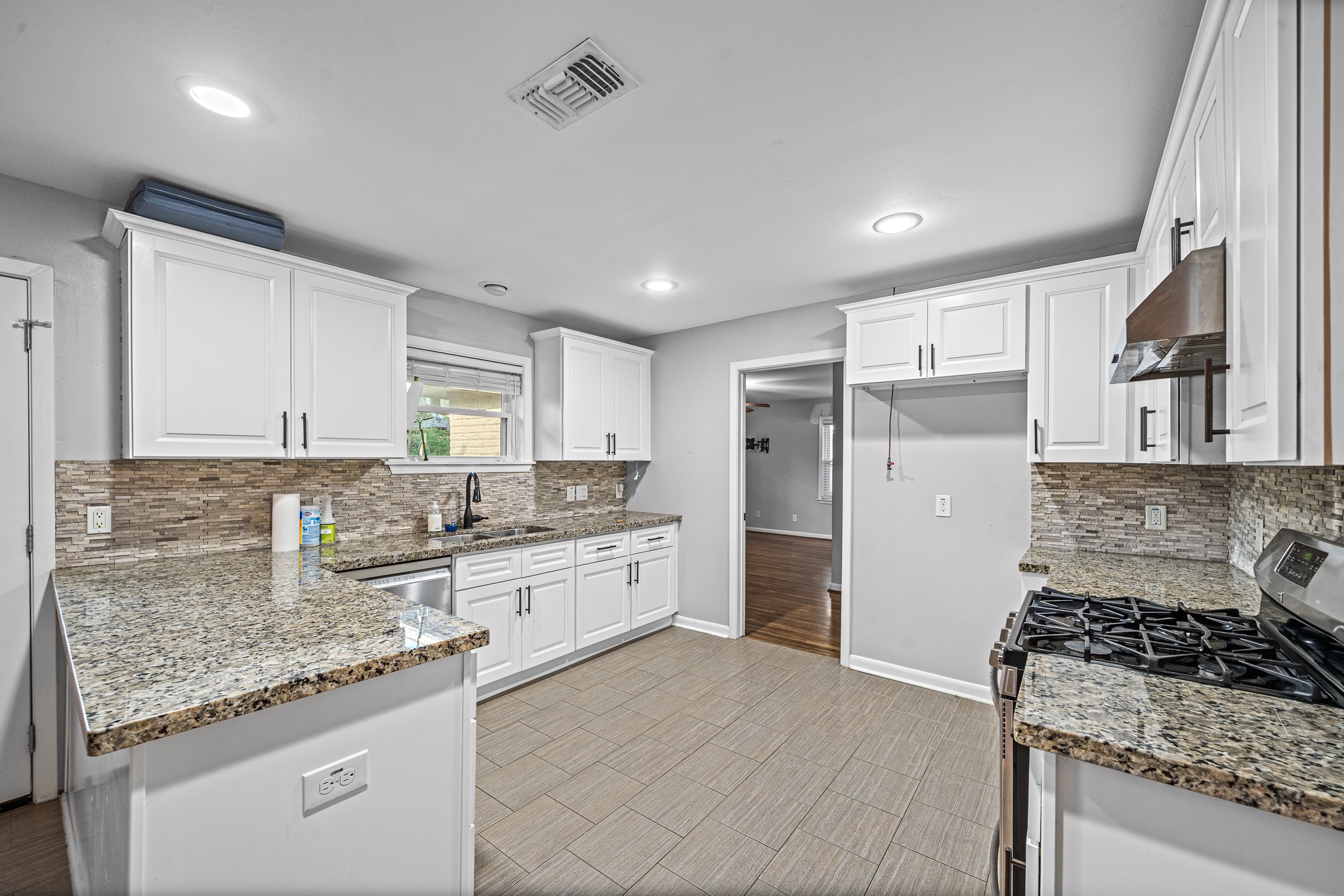 5606 Warm Springs Road Property Photo 9