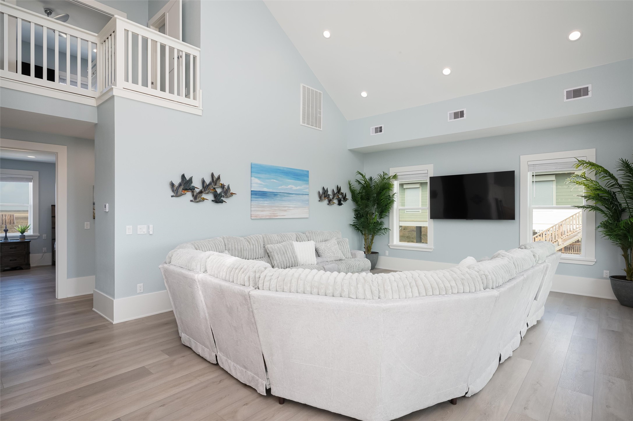 2425 Audubon Avenue Property Photo 12