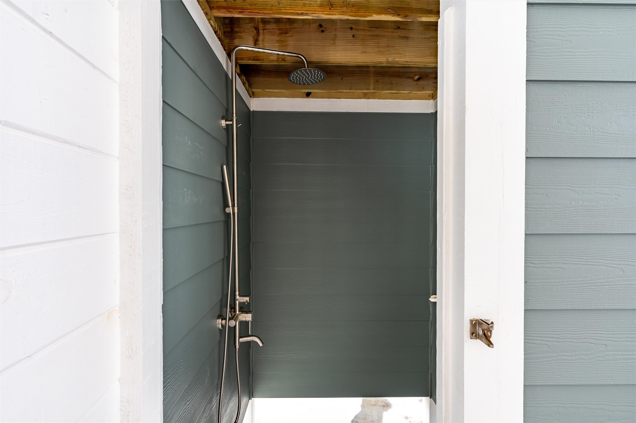 2425 Audubon Avenue Property Photo 42