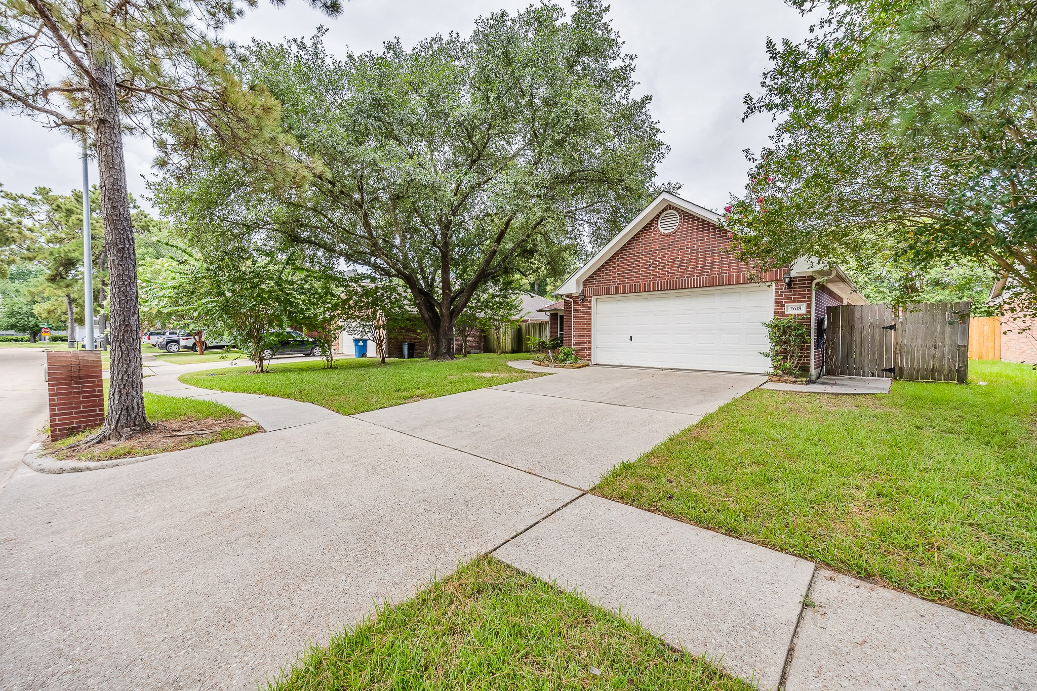 2618 Eagle Nest Lane Property Photo 2