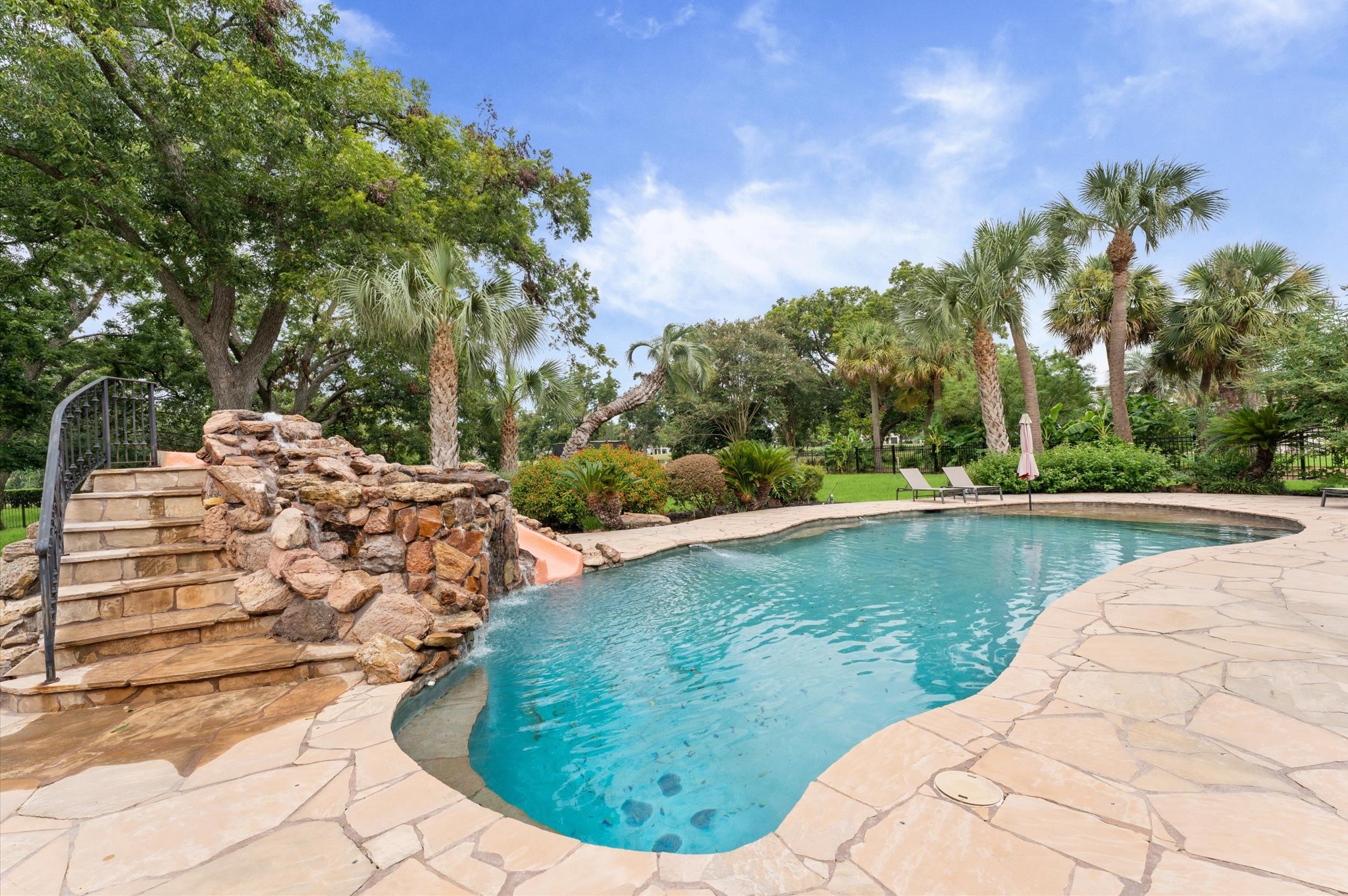 1830 Forest Gate Circle Property Photo 4