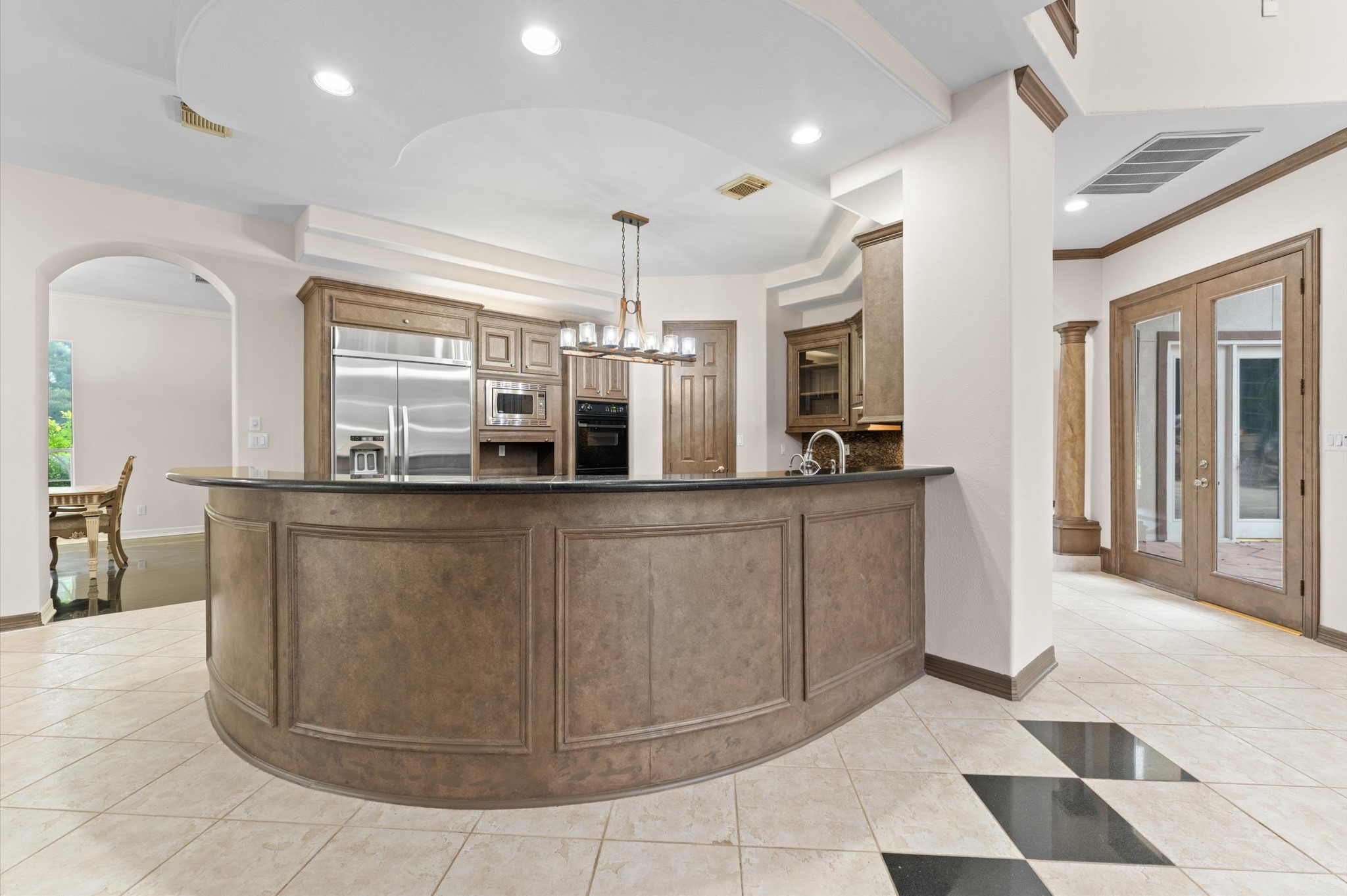 1830 Forest Gate Circle Property Photo 13
