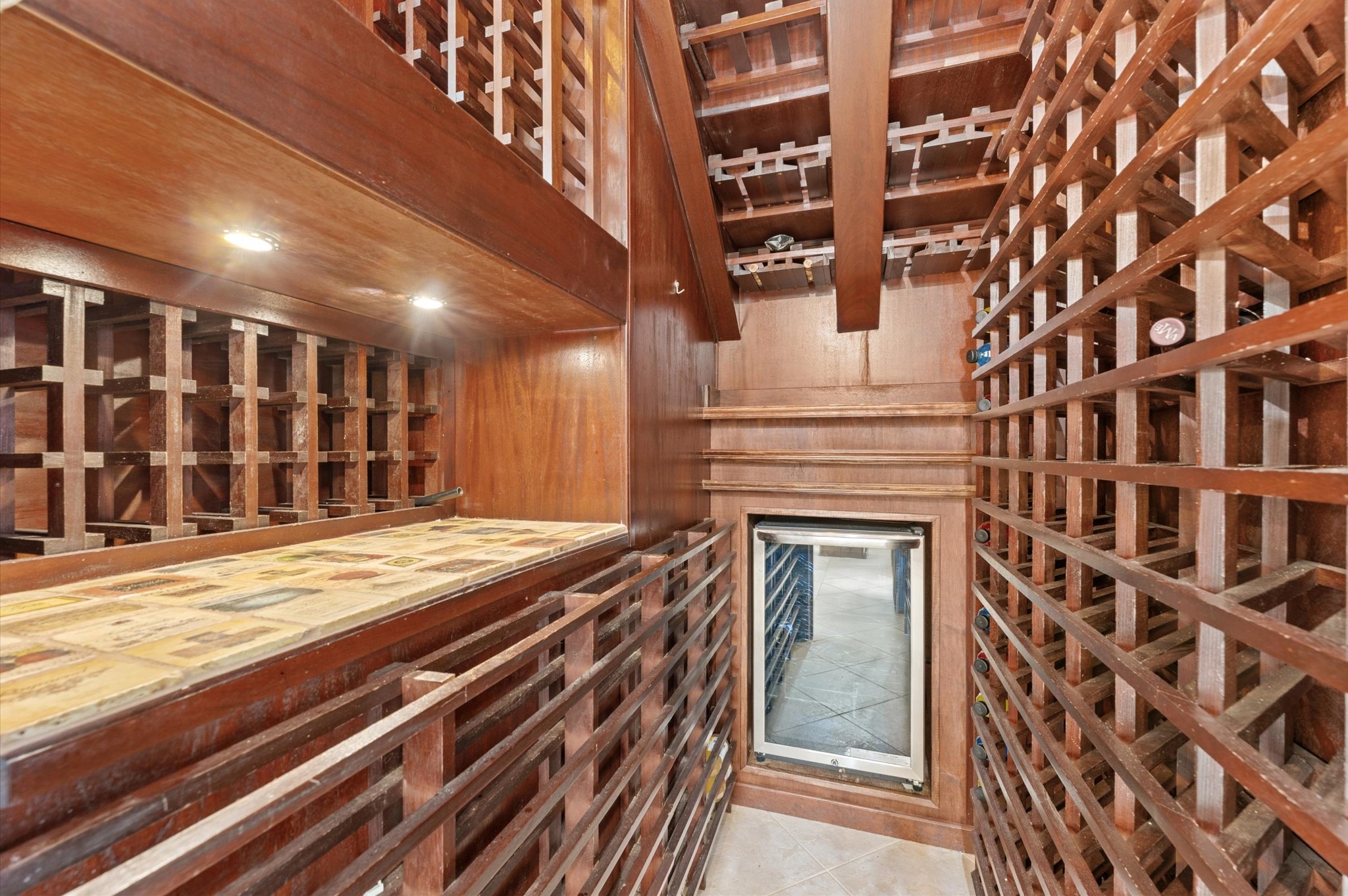 1830 Forest Gate Circle Property Photo 18