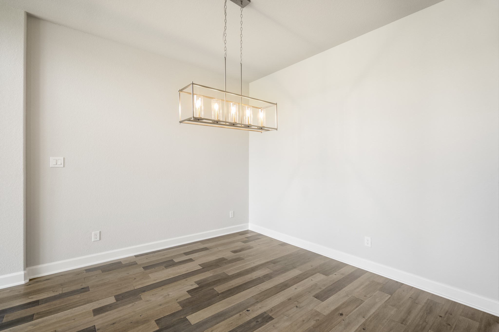 9722 Leafgate Court Property Photo 13
