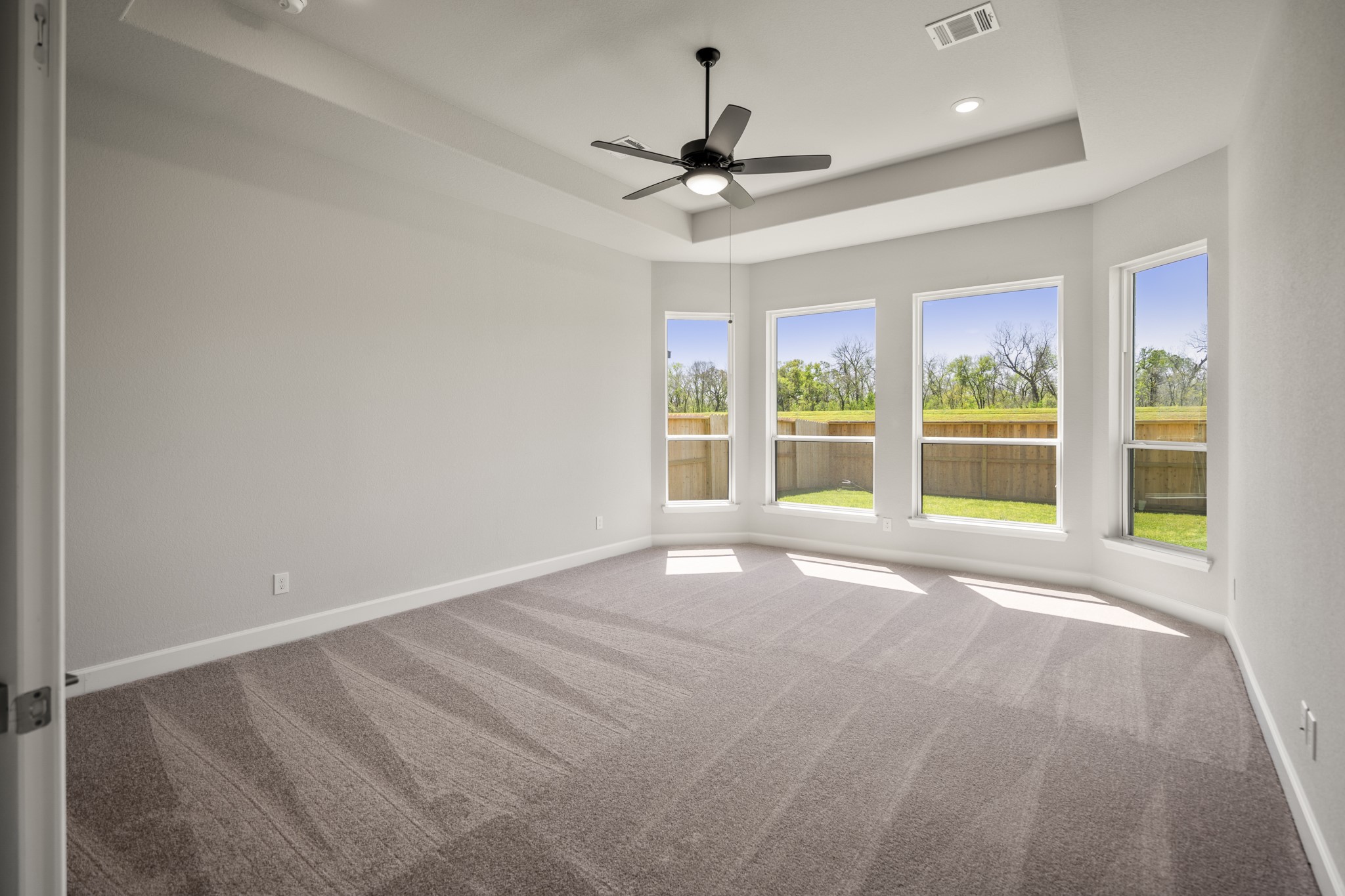 9722 Leafgate Court Property Photo 26