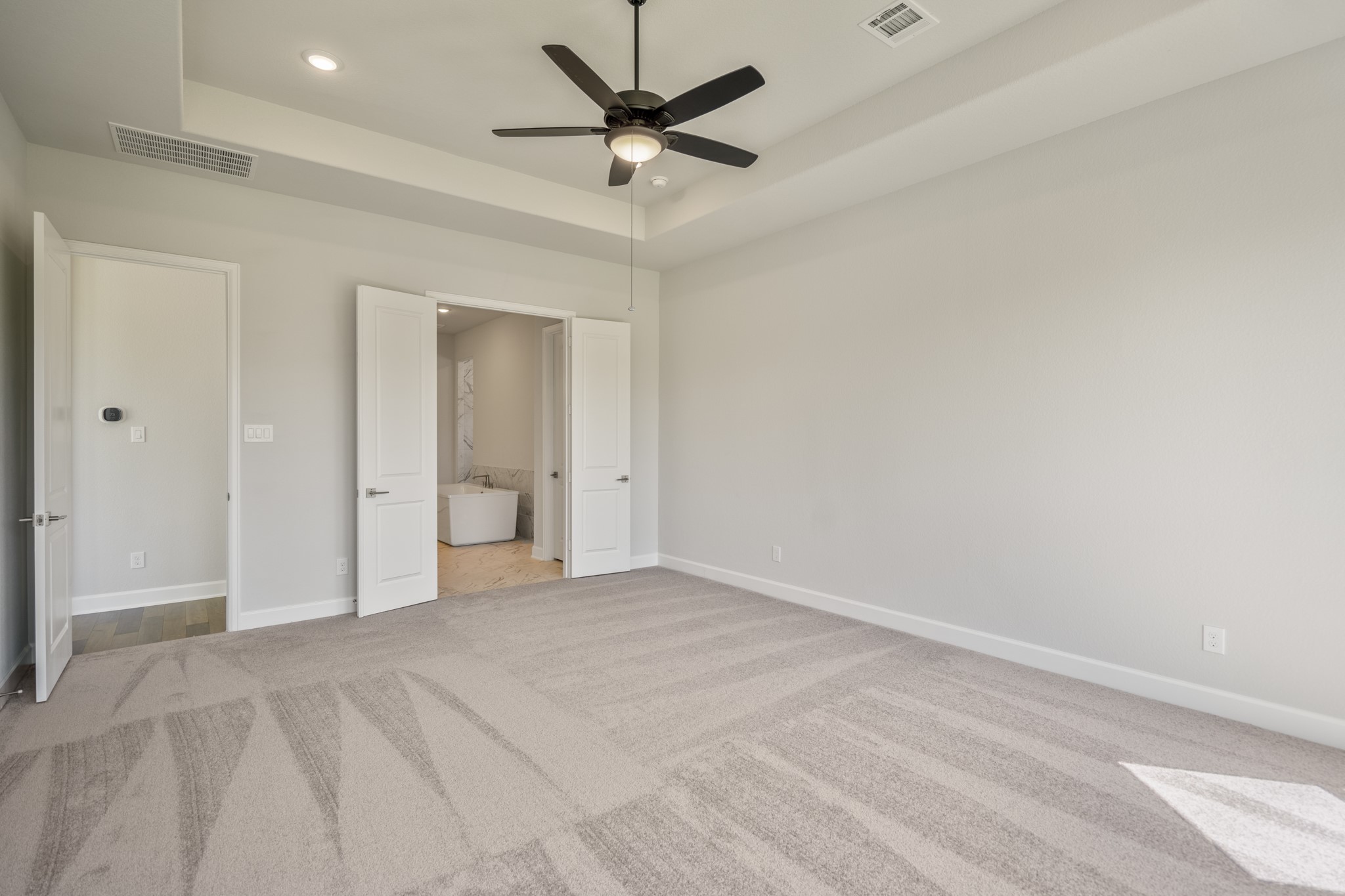 9722 Leafgate Court Property Photo 27