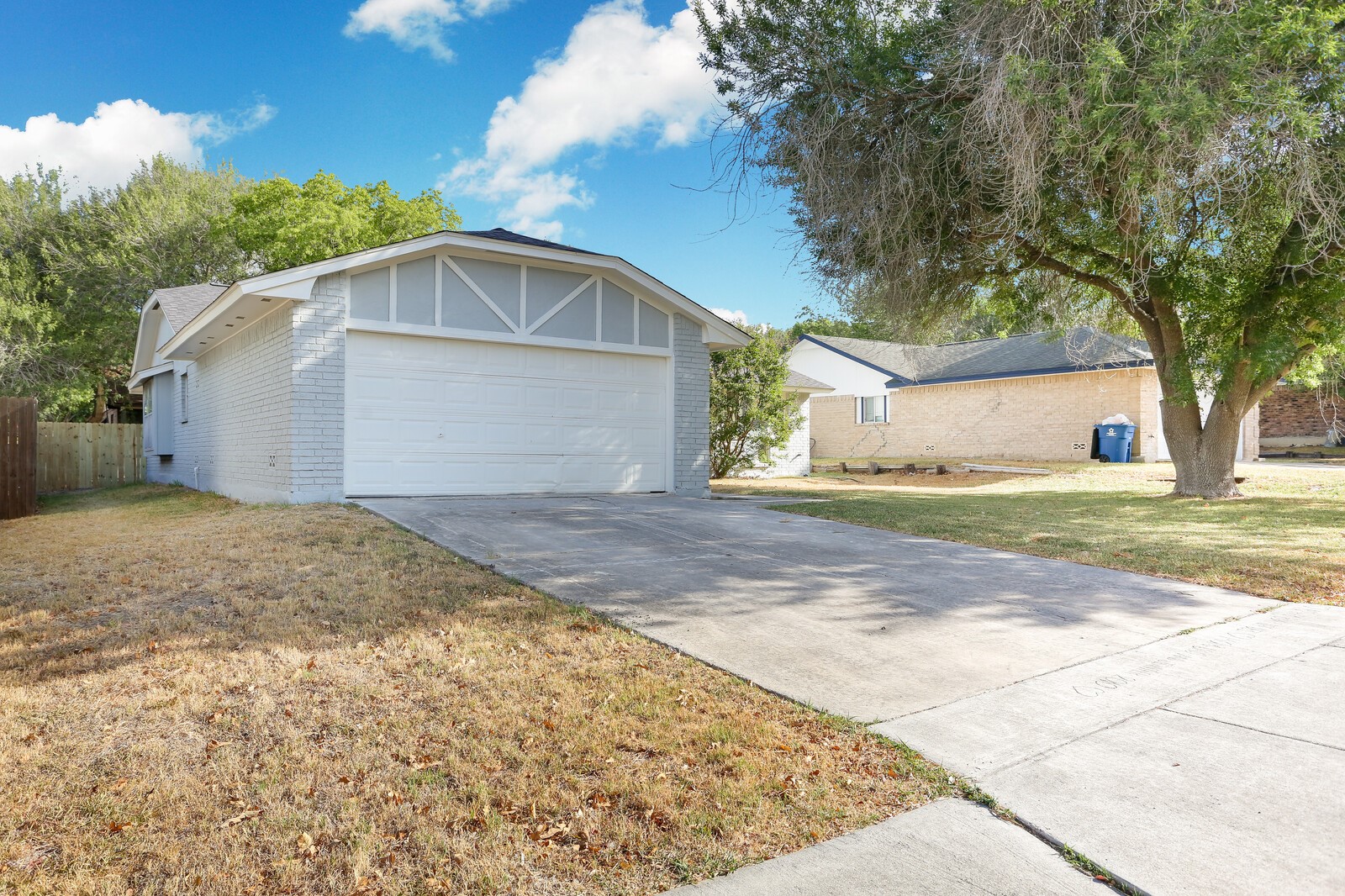 3305 Morning Drive Property Photo 3