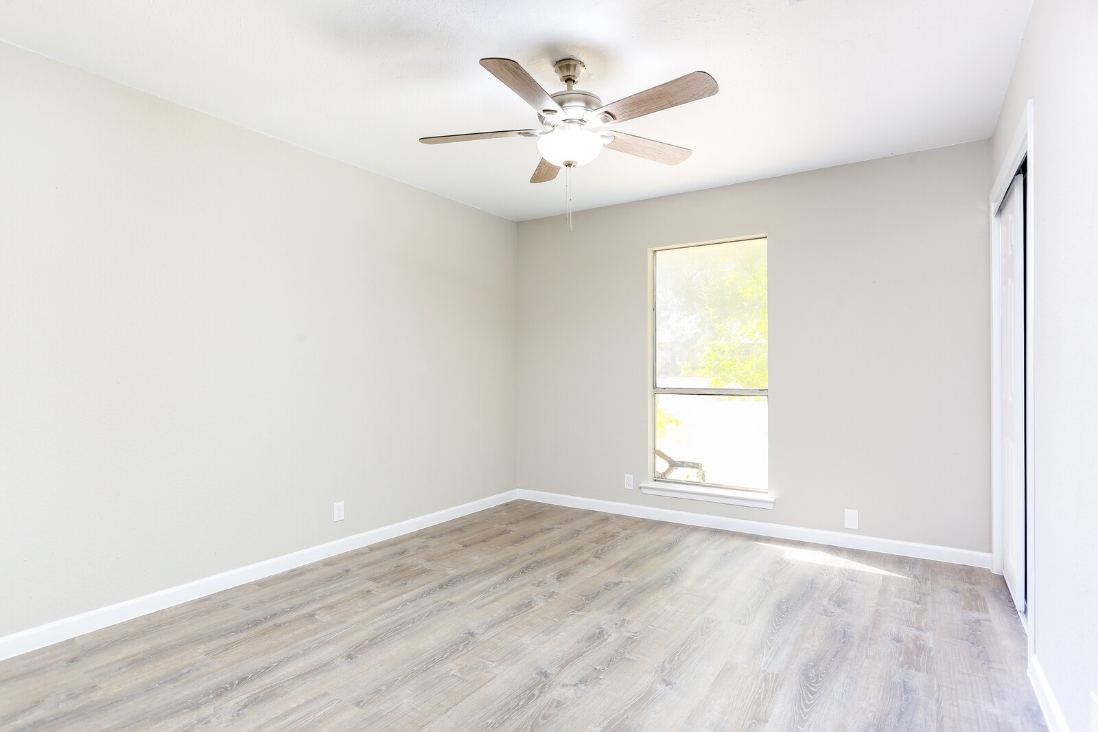 3305 Morning Drive Property Photo 9