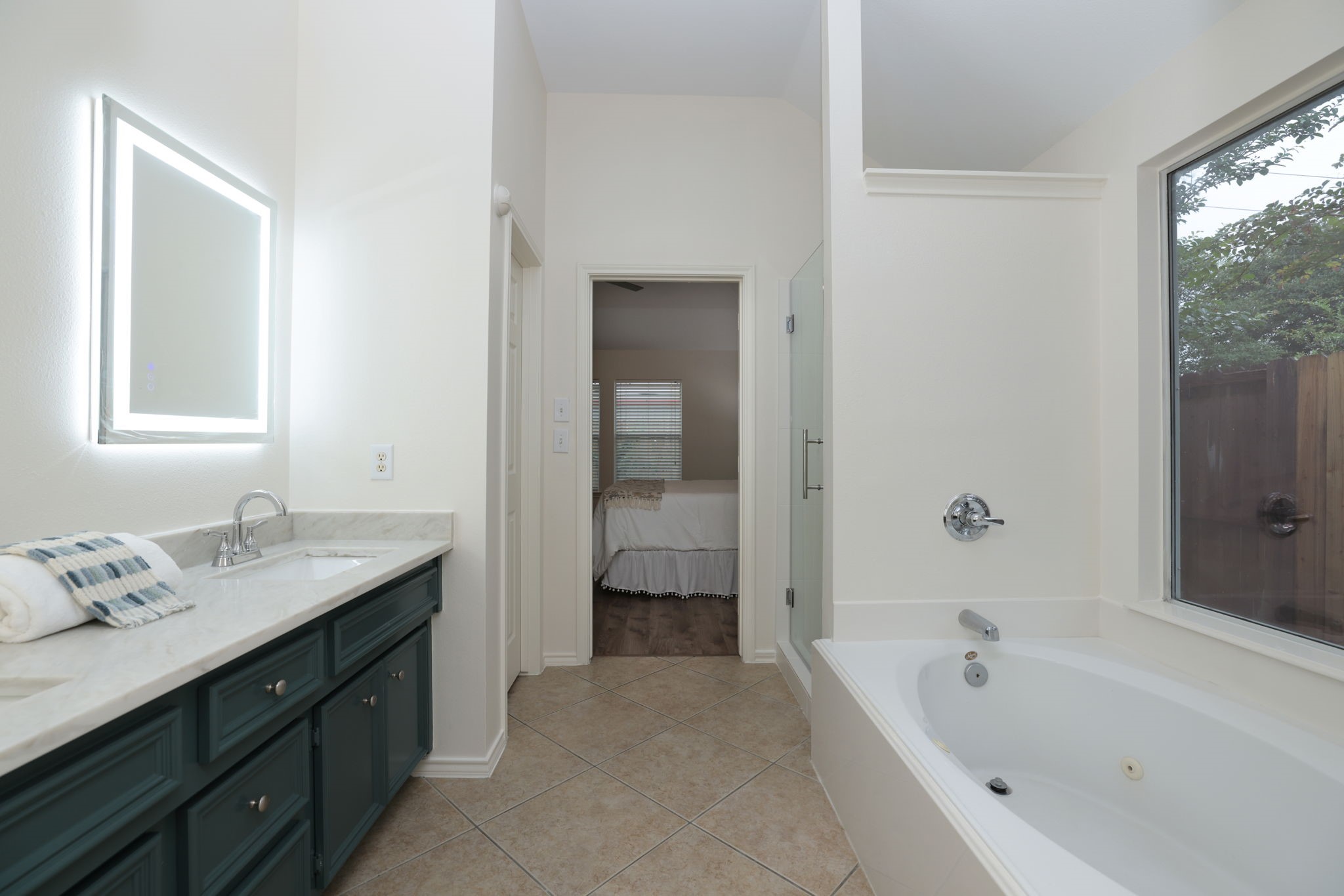 4814 Mosaic Canyon Court Property Photo 18
