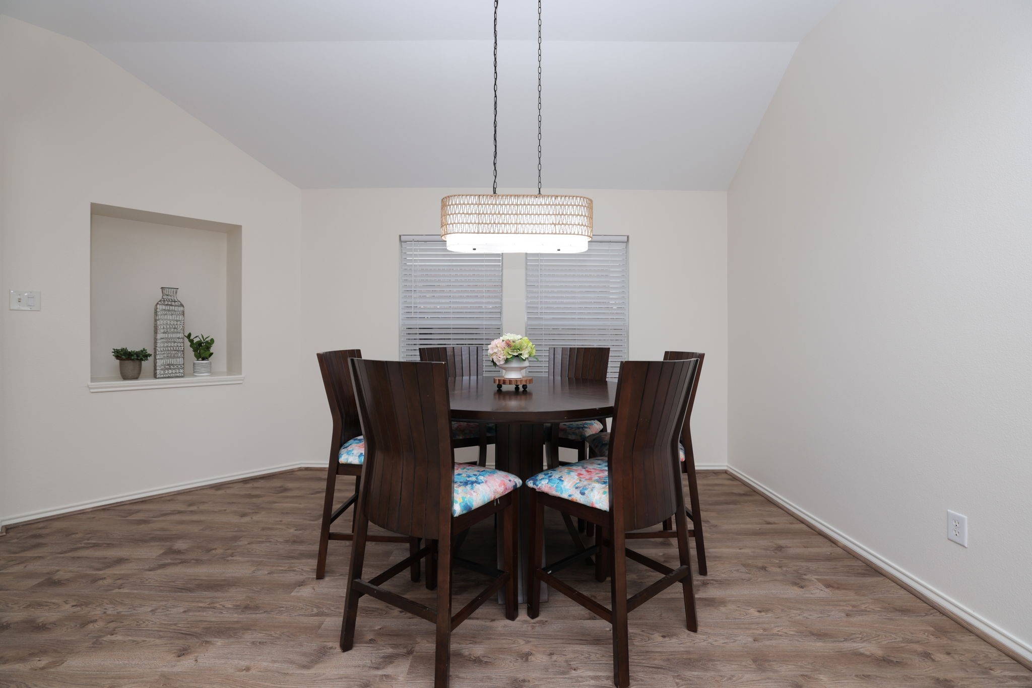 4814 Mosaic Canyon Court Property Photo 24