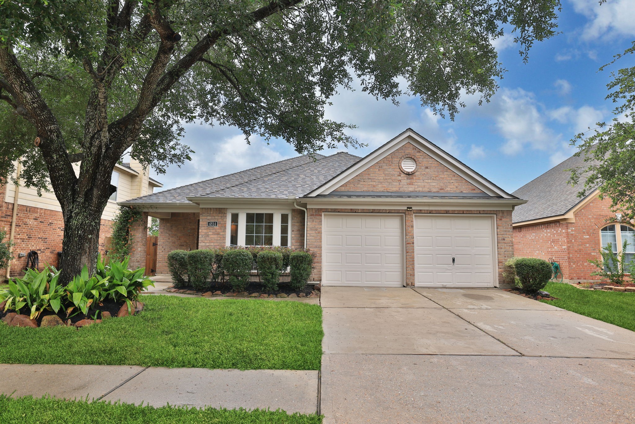 4814 Mosaic Canyon Court Property Photo 34