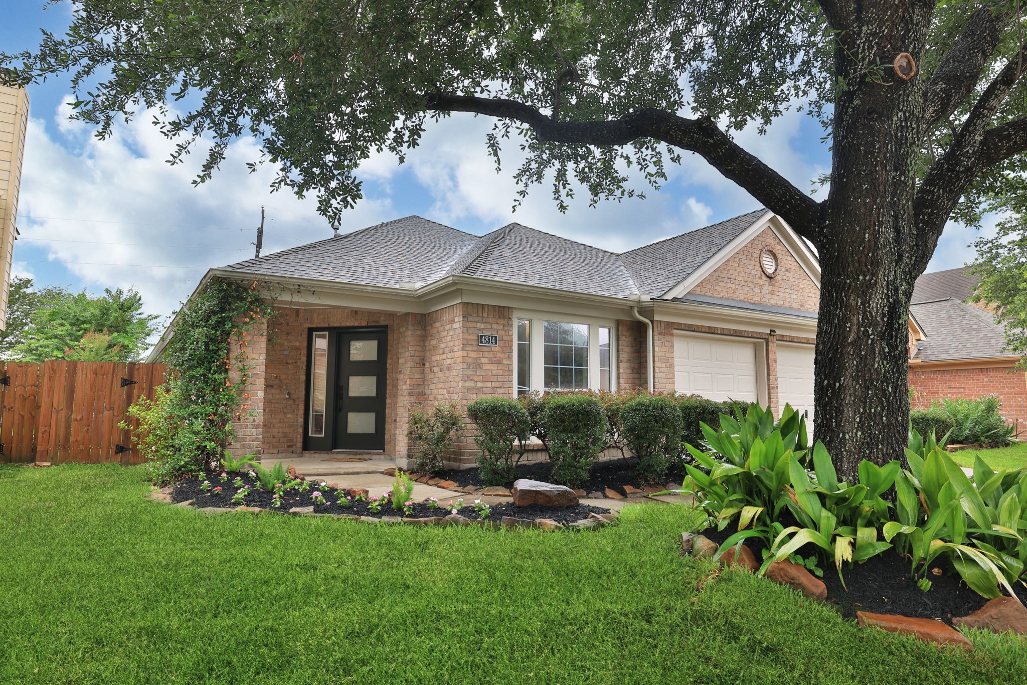 4814 Mosaic Canyon Court Property Photo 35