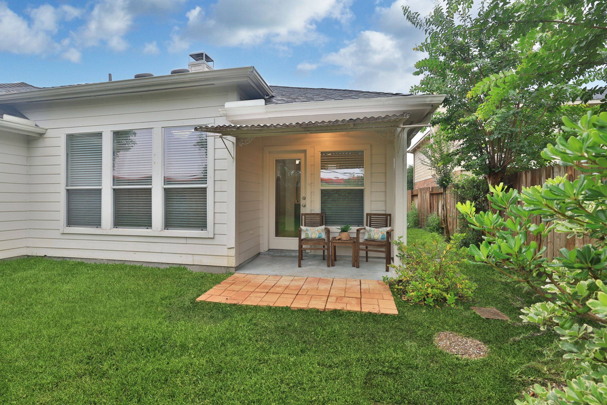 4814 Mosaic Canyon Court Property Photo 36