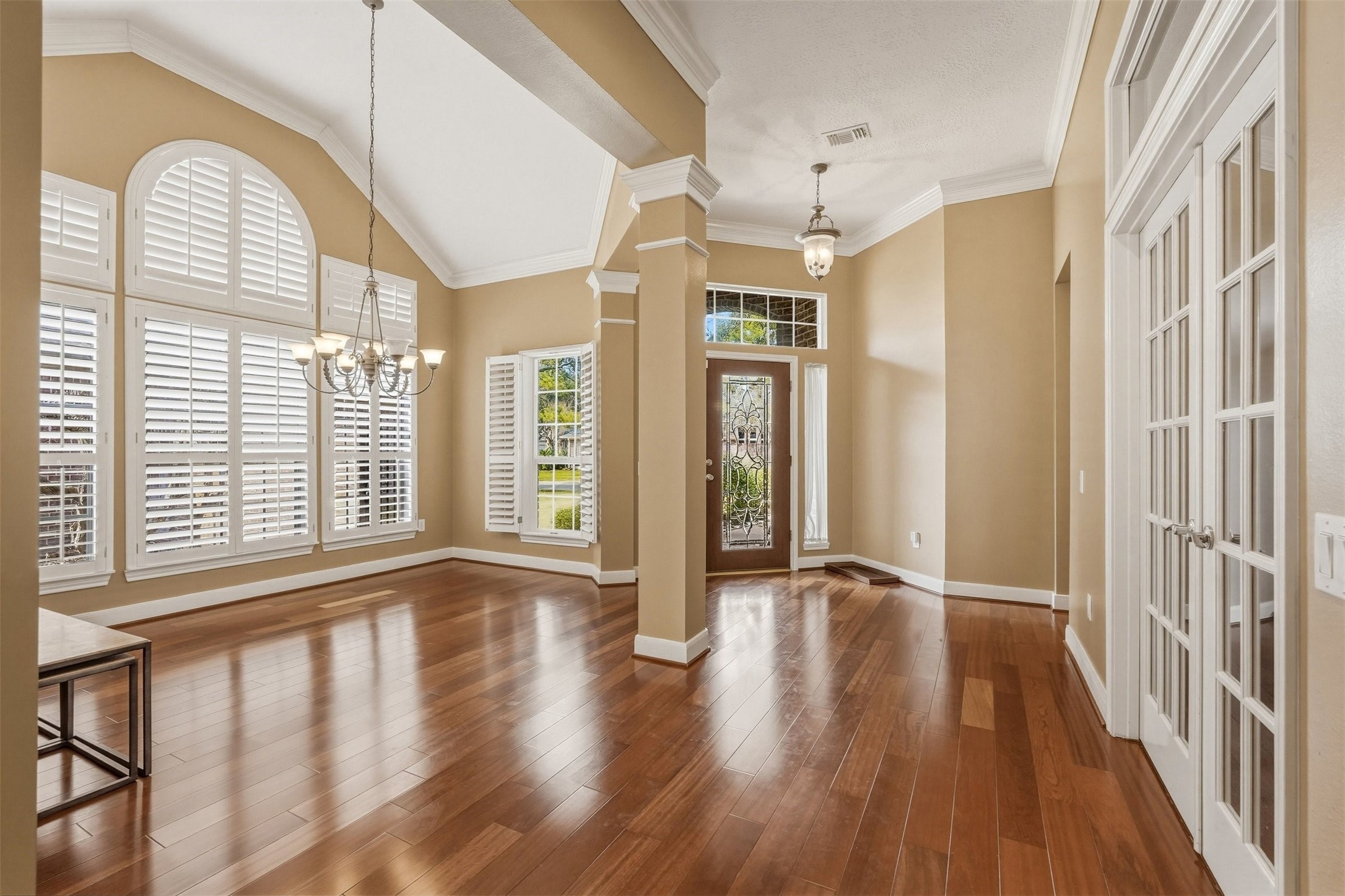 23915 Hamptonshire Lane Property Photo 3