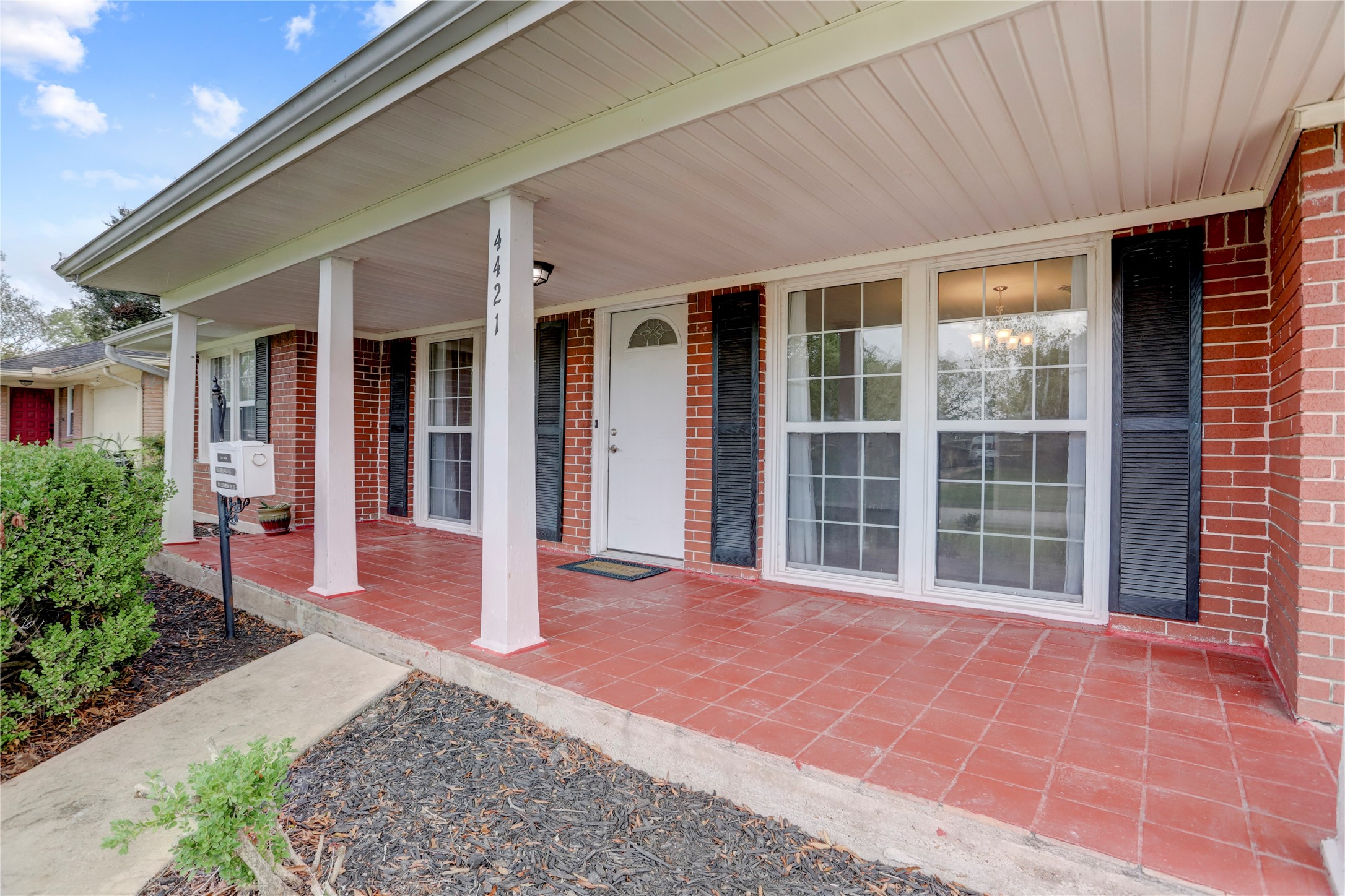 4421 Willowbend Boulevard Property Photo 2
