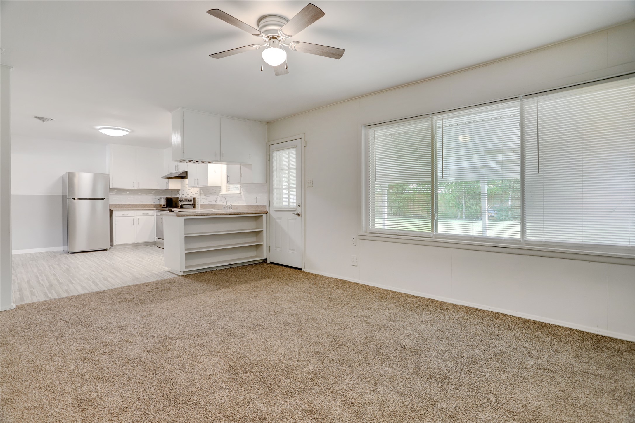 4421 Willowbend Boulevard Property Photo 7