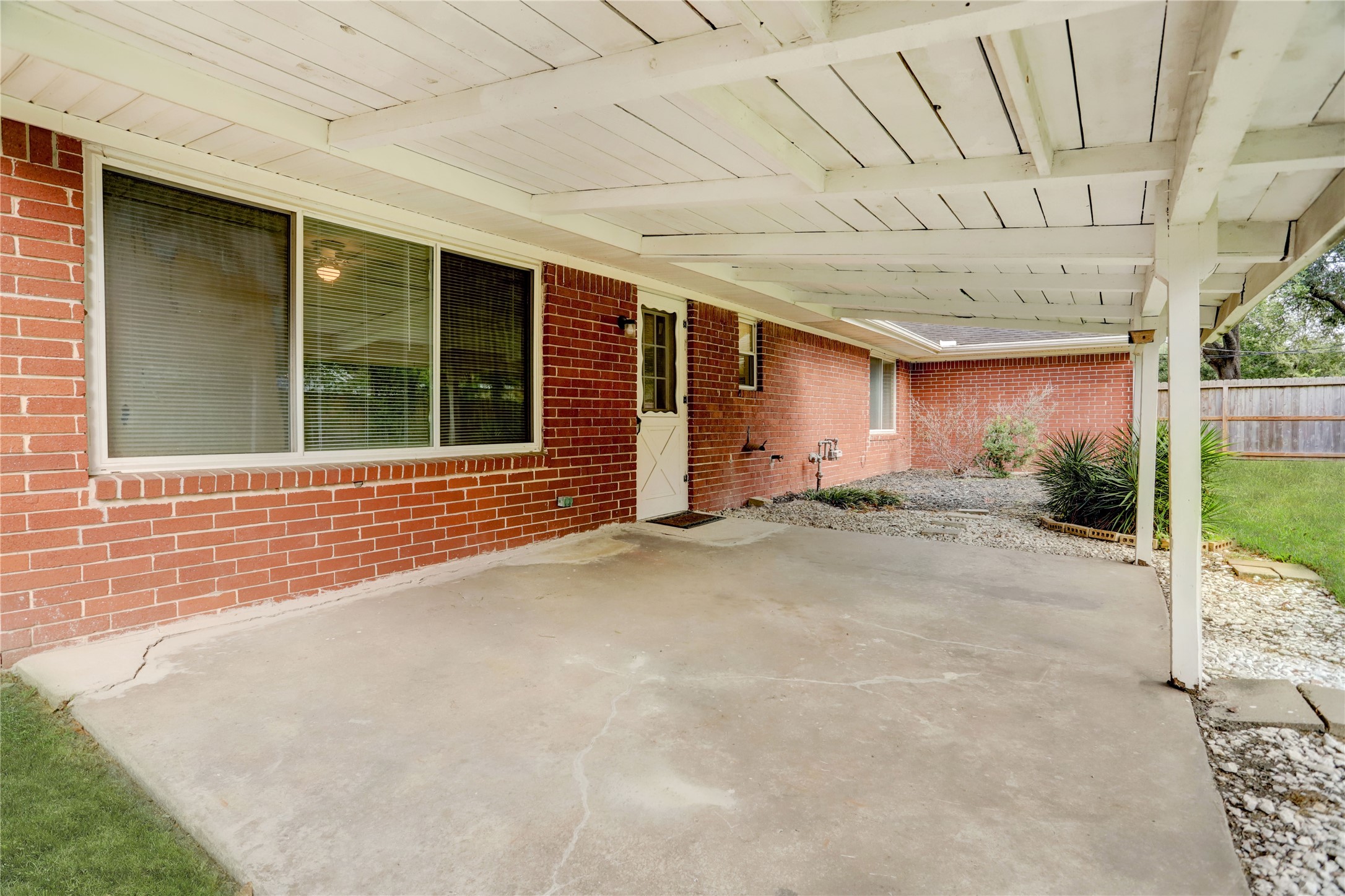4421 Willowbend Boulevard Property Photo 16